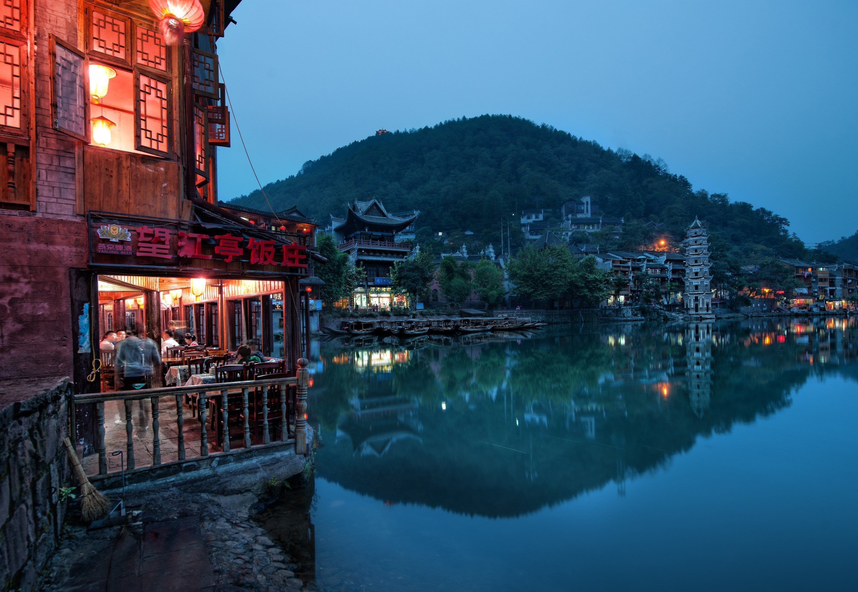 3000x2068 Authentic ancient Chinese town called