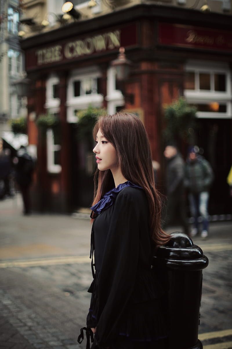800x1200 HD haseul wallpaper