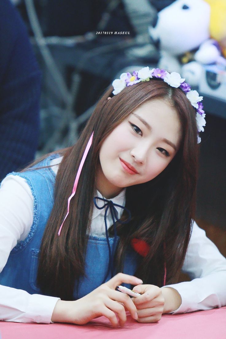 736x1104 loona pics on Twitter. Grupo de chicas