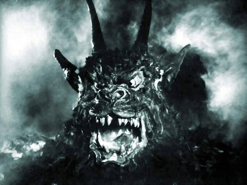 1024x768 The Ghoul Report: Drag Me to Hell (2009)