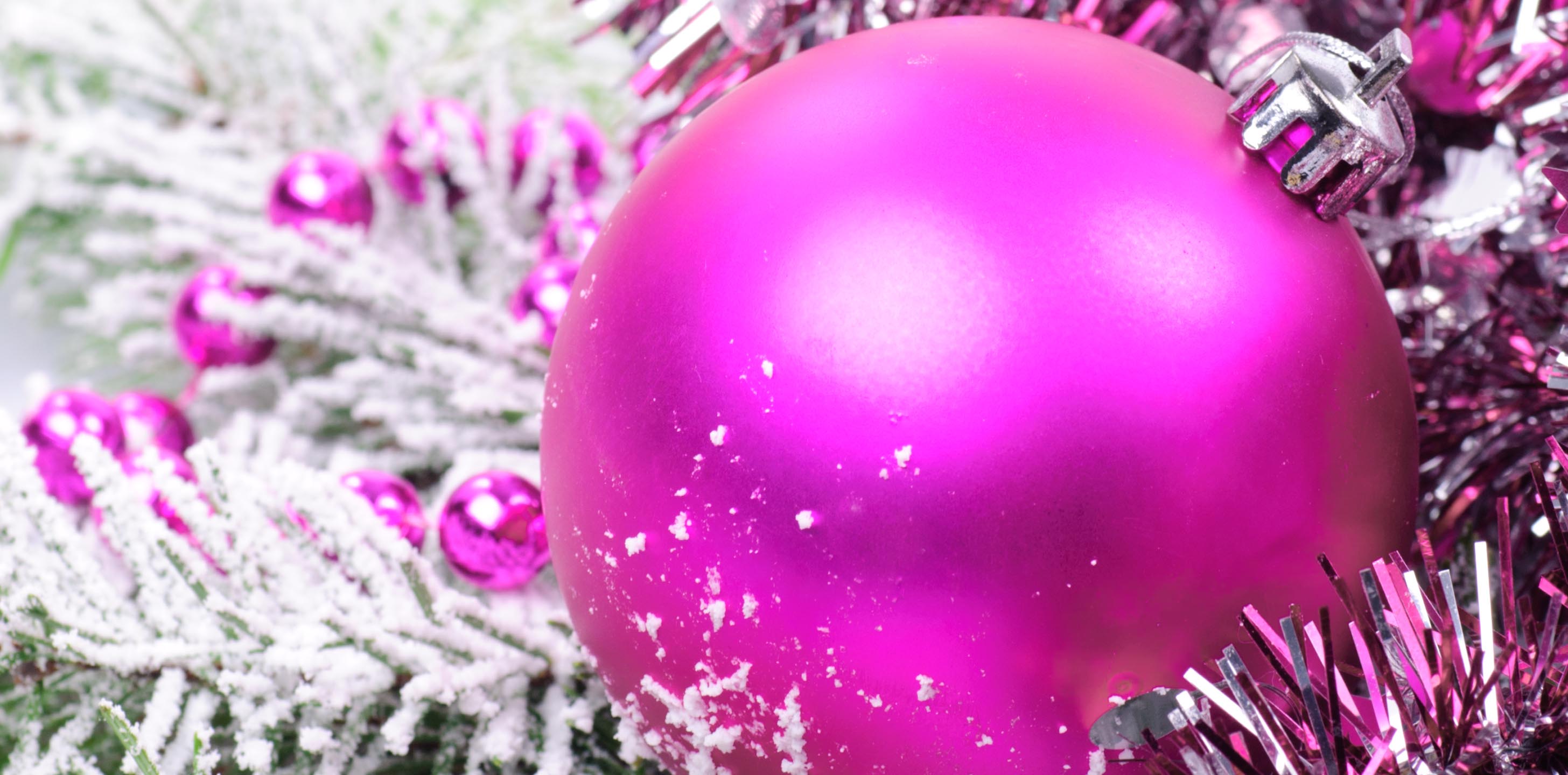 2912x1440 Computer Pink Christmas Wallpaper
