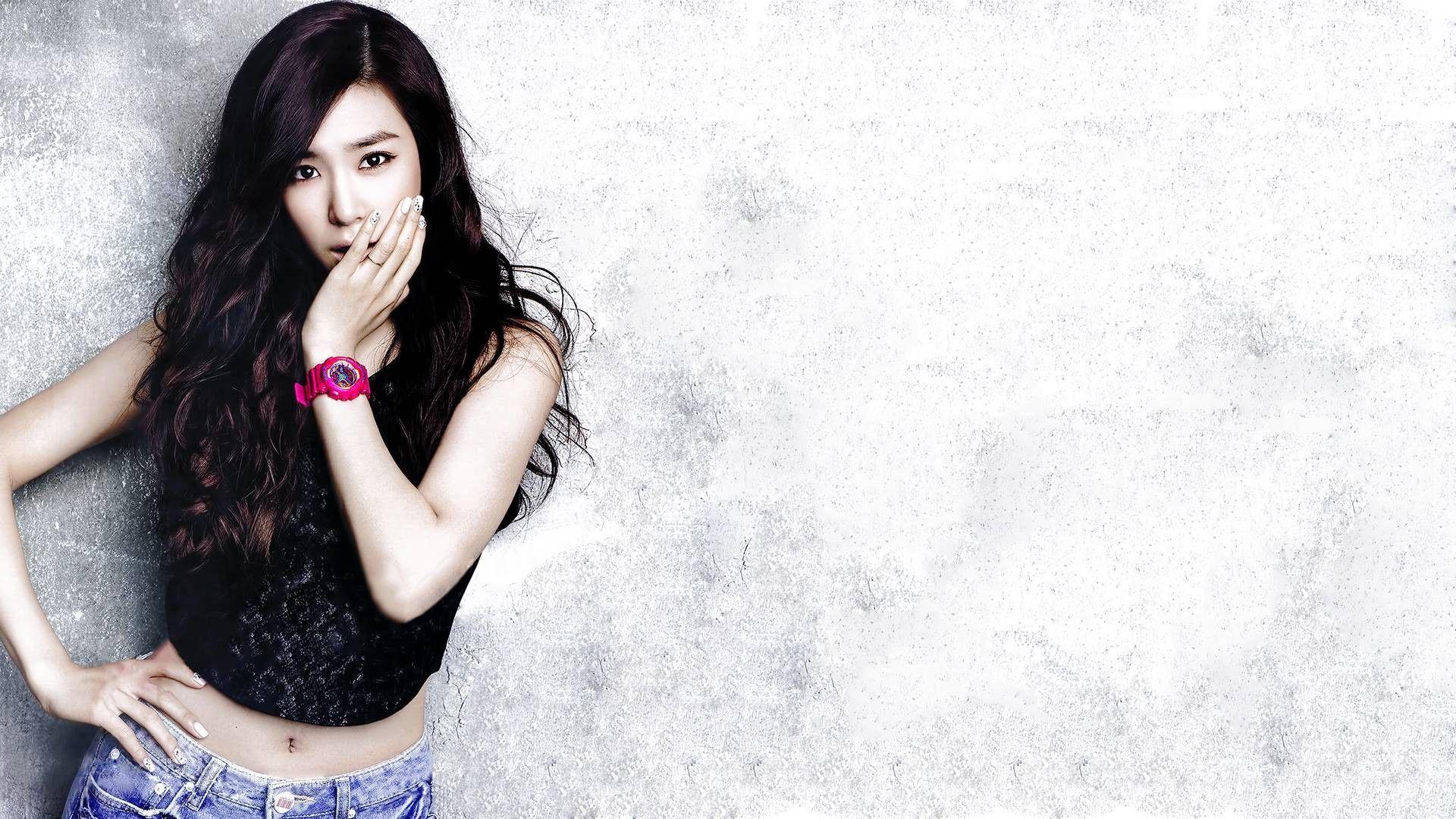 1920x1080 HD Tiffany Hwang Wallpaper