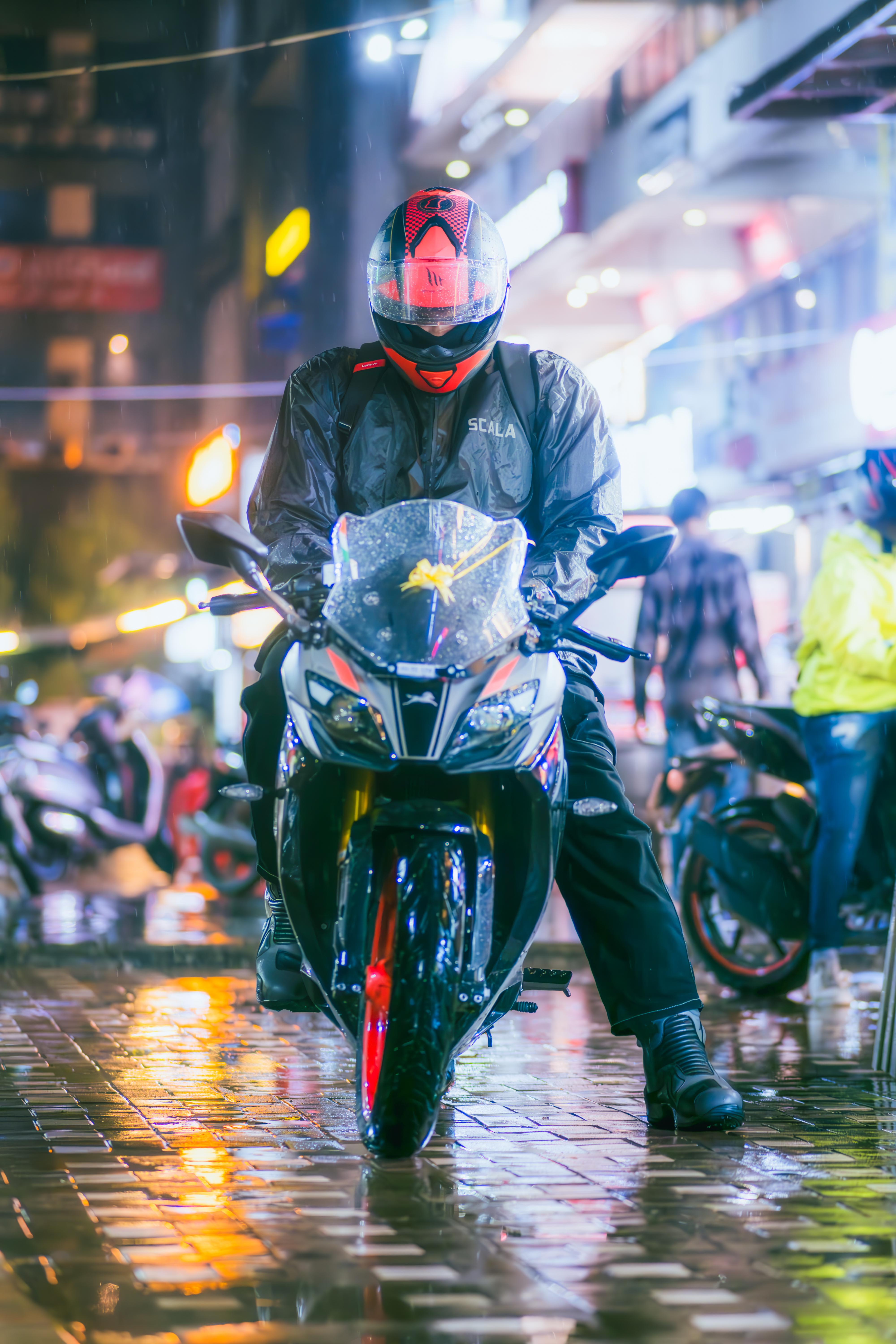 4000x6000 motorcycle Apache RR310 BTO
