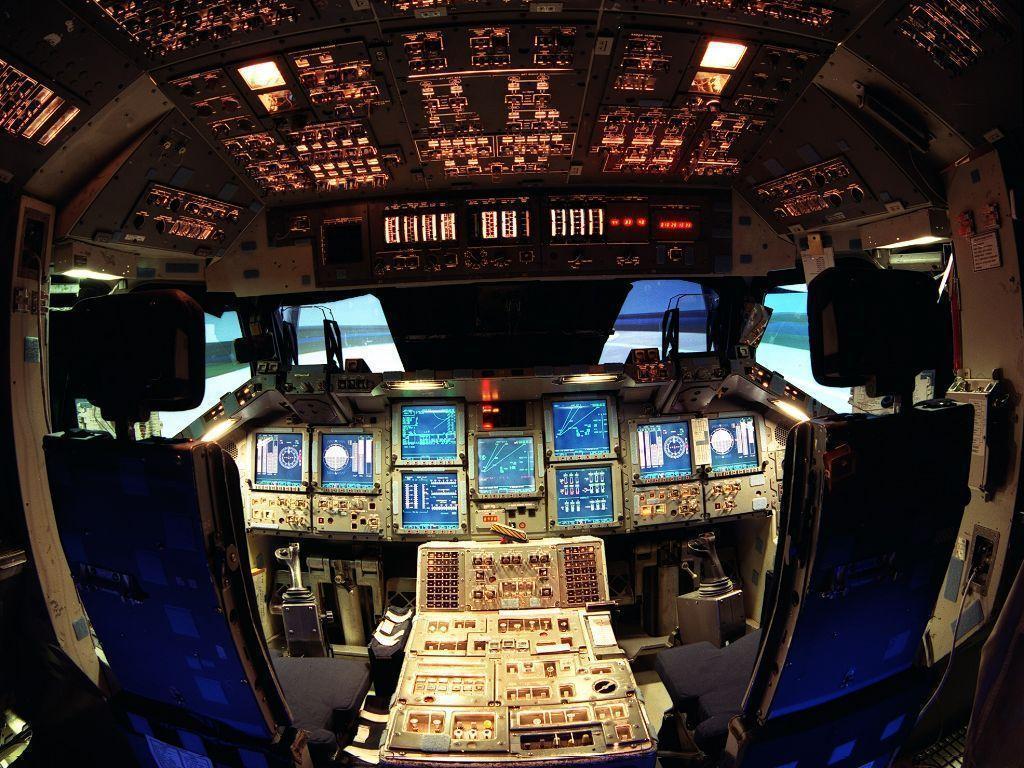 1024x768 Wallpaper Cockpit