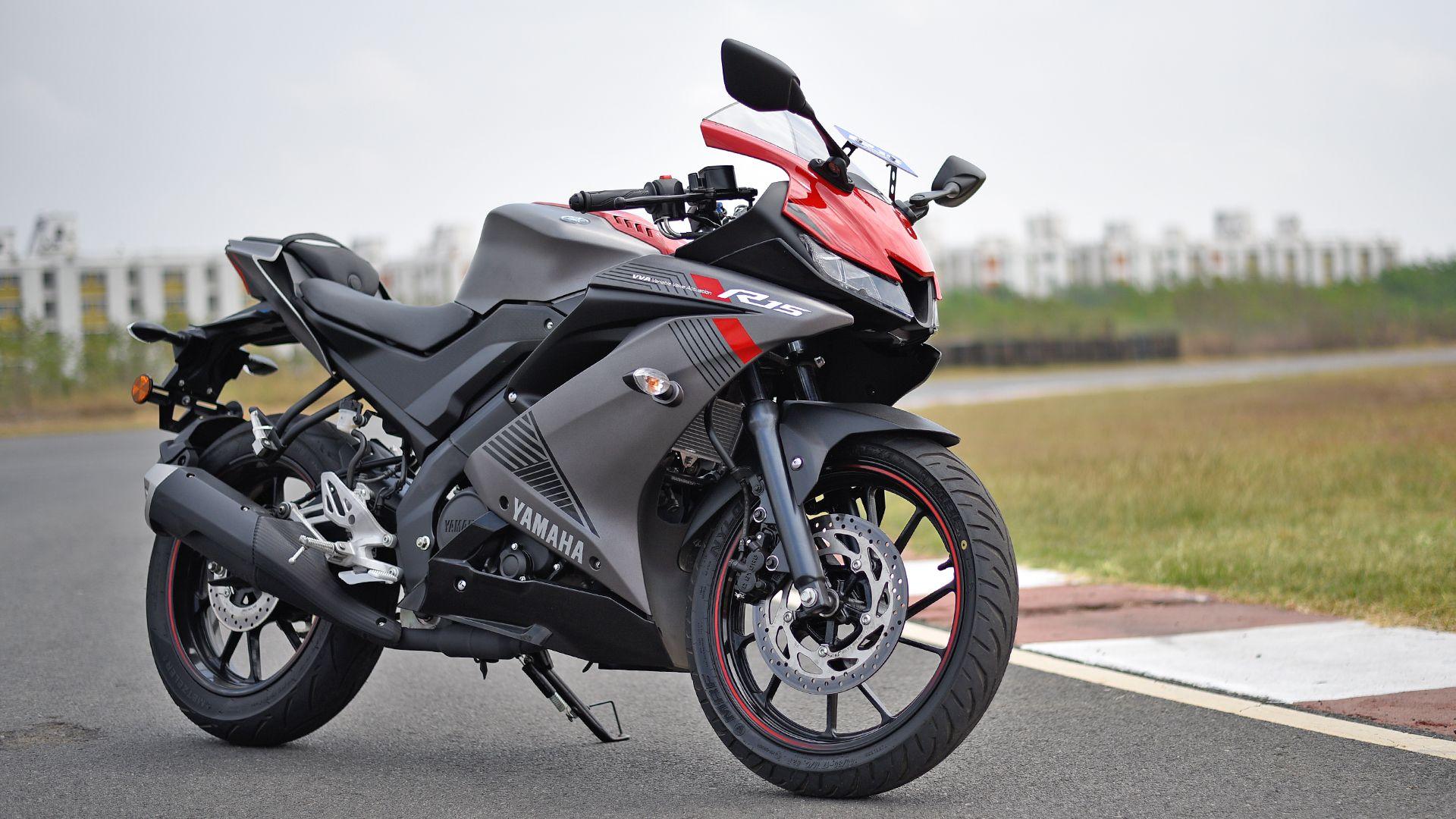 R15 New Model 2020 Red