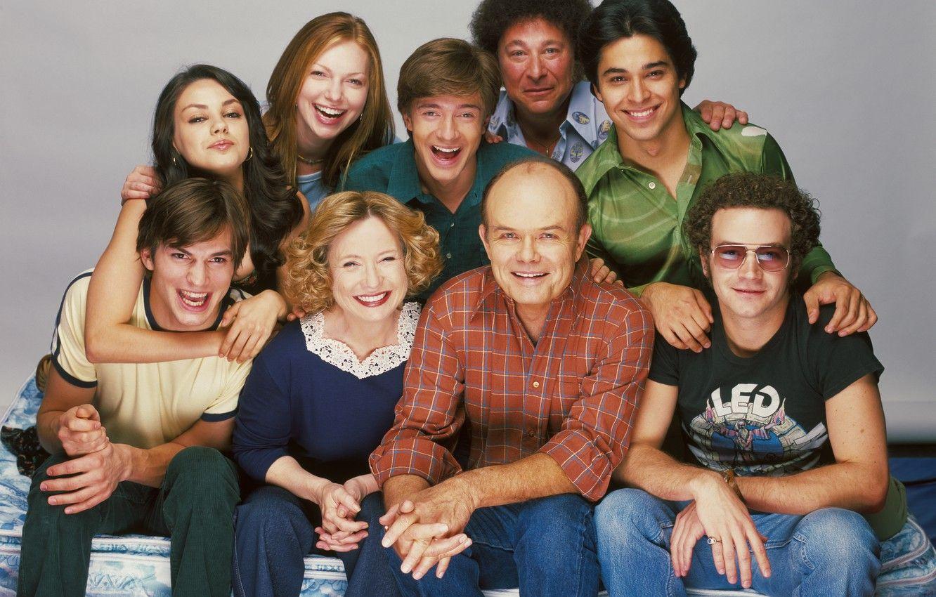 1332x850 Wallpaper Red, Michael, Eric, Leo, Show, Jackie, Kitty