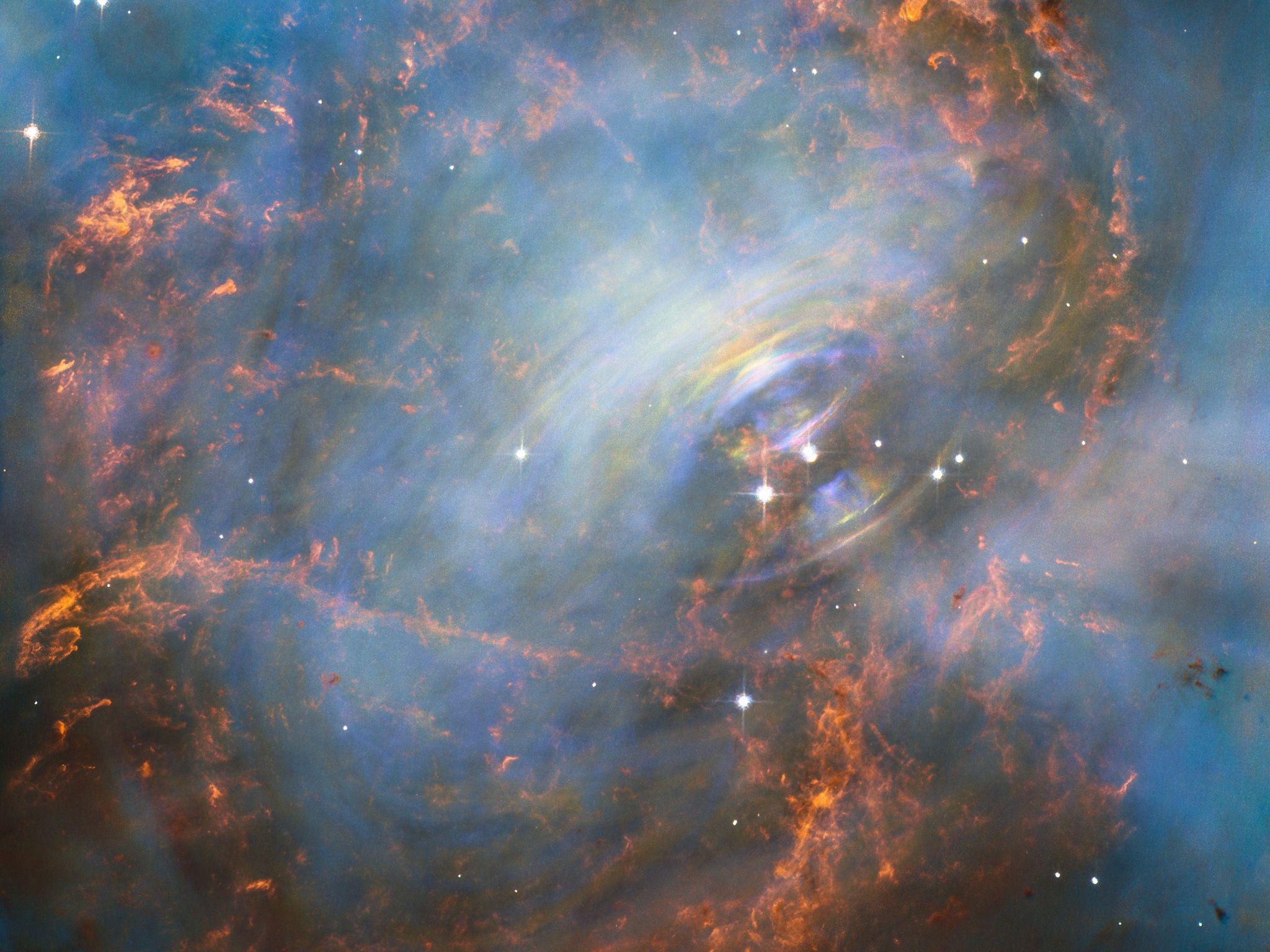 2048x1536 Moving Heart Of The Crab Nebula