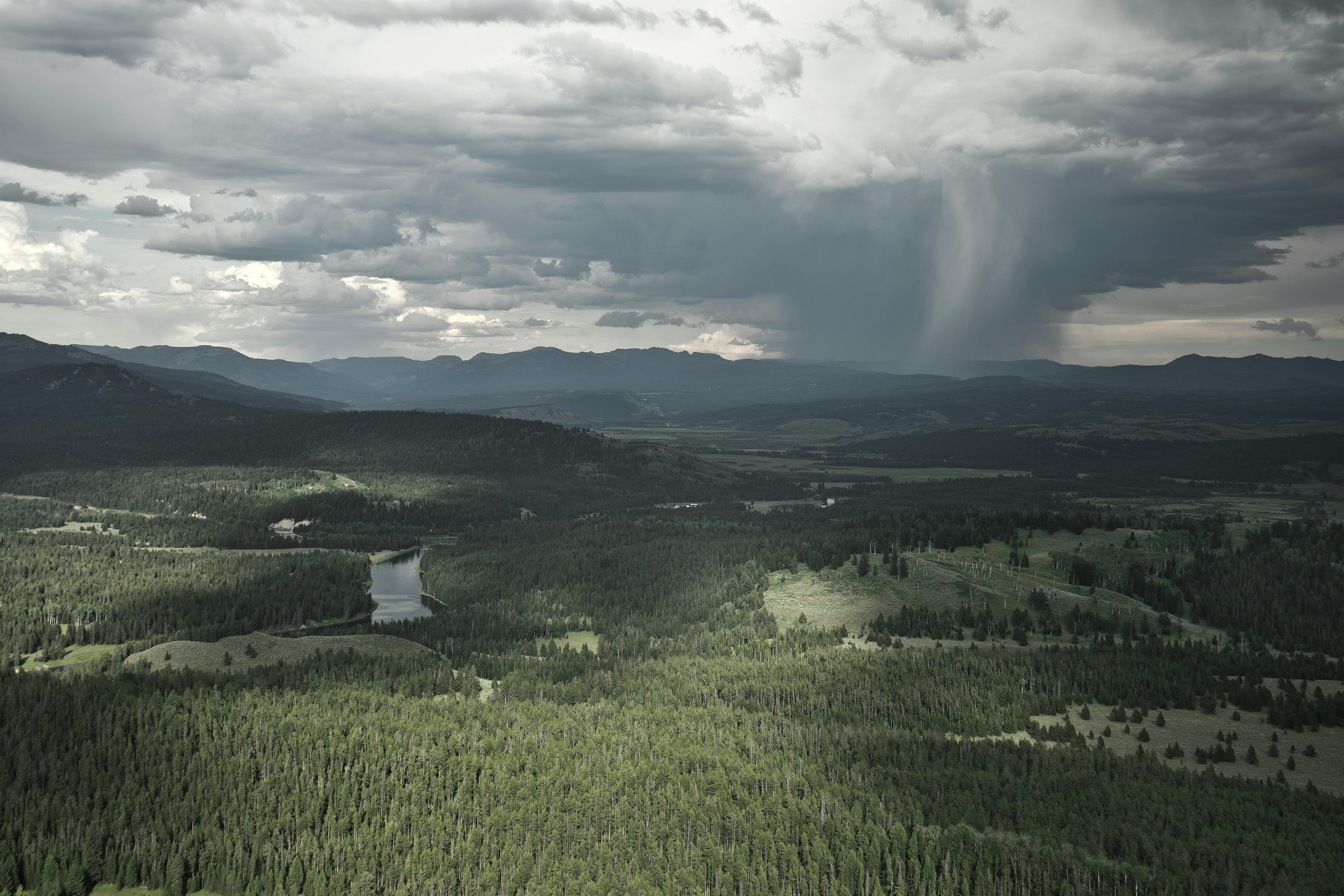 6000x4000 Panoramic Photography of Lake