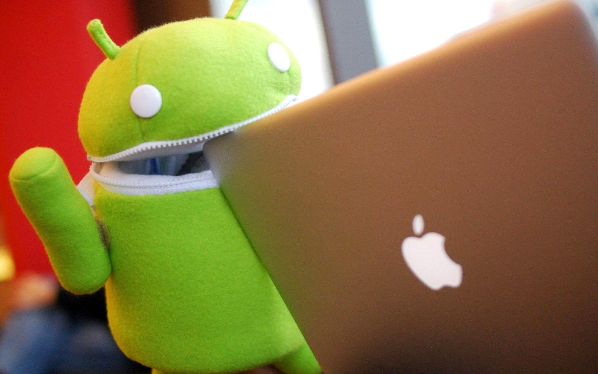 1920x1200 Android Robot And Apple Macbook Air Laptop Wallpaper Desktop