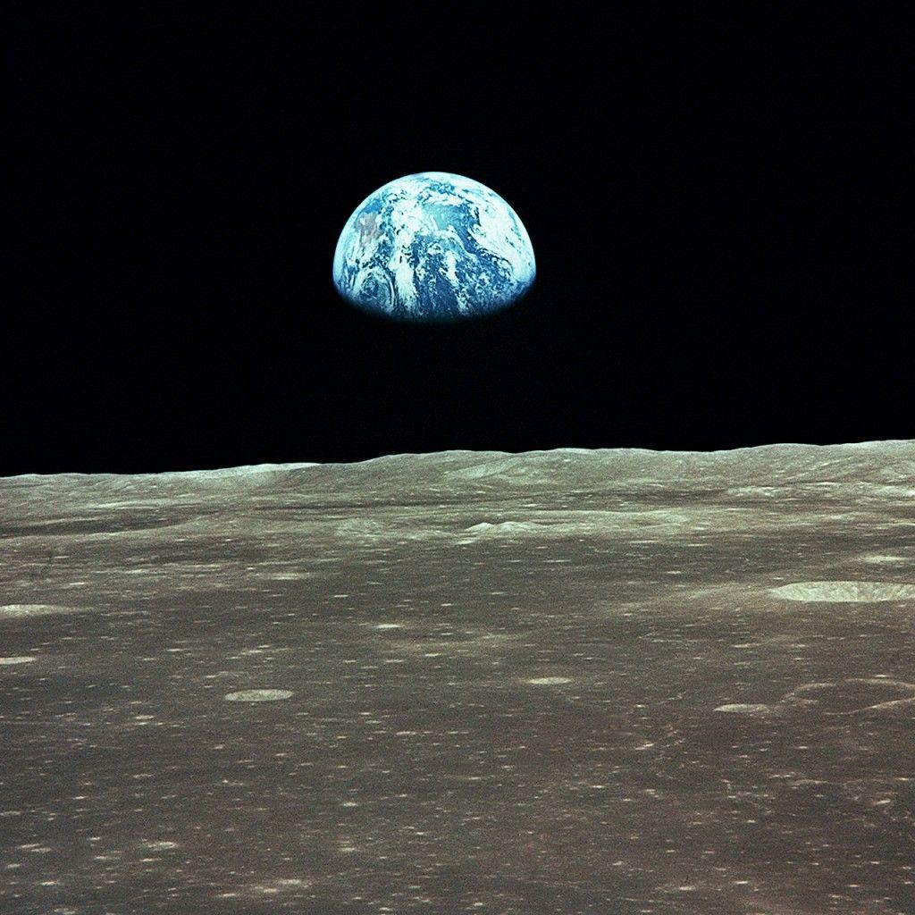 1024x1024 Apollo 11 Wallpaper for iPad and Galaxy Tab & iPad