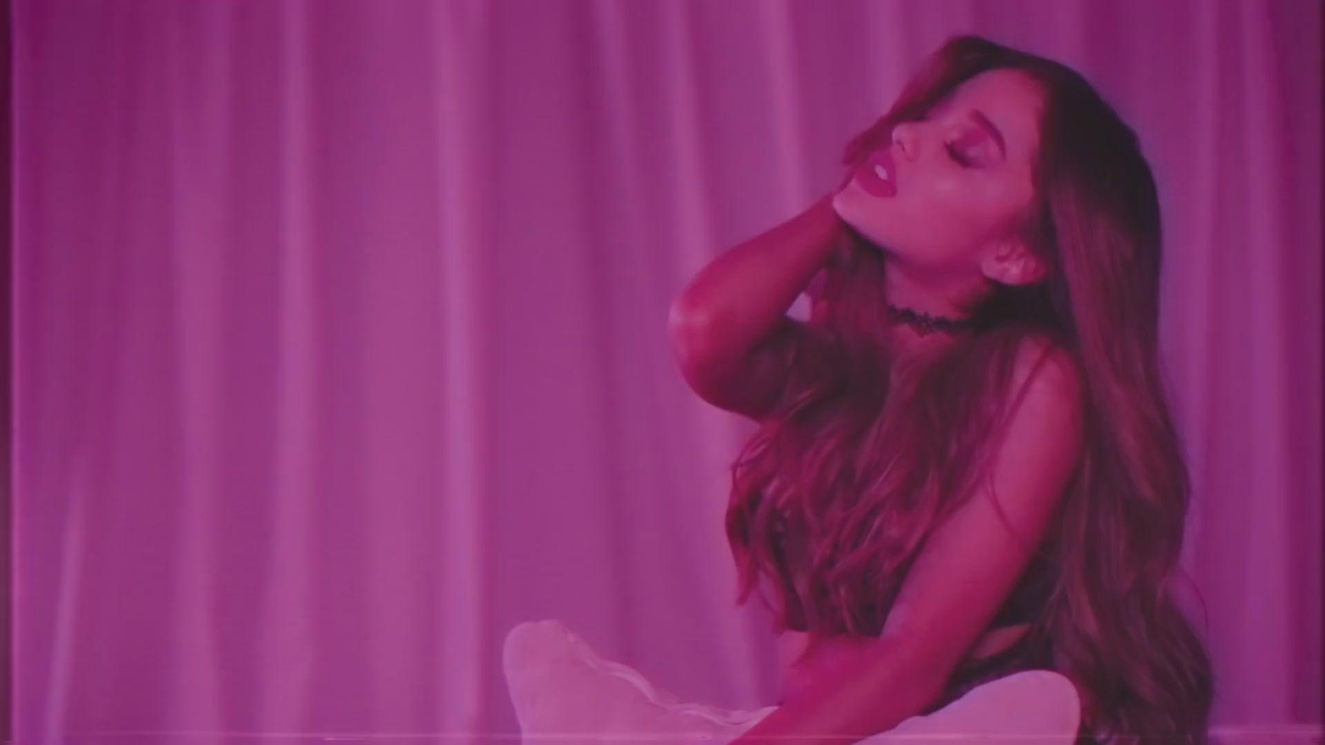 1920x1080 Ariana Grande 4K Wallpaper (22)