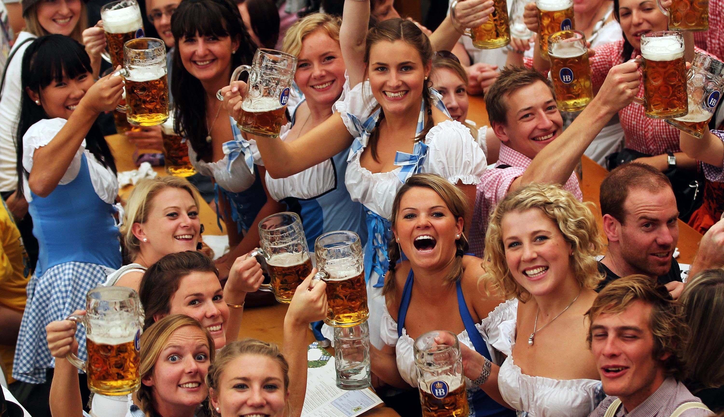 Oktoberfest Wallpapers - Top Free Oktoberfest Backgrounds - WallpaperAccess