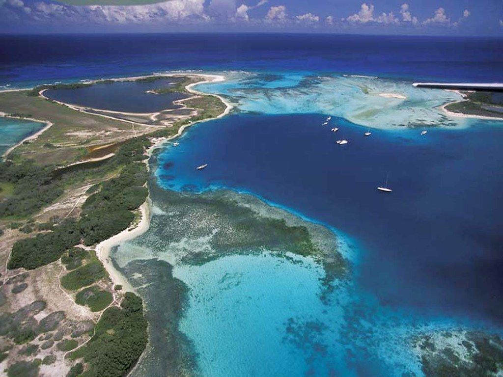 1024x768 Roques, Venezuela. Francisqui