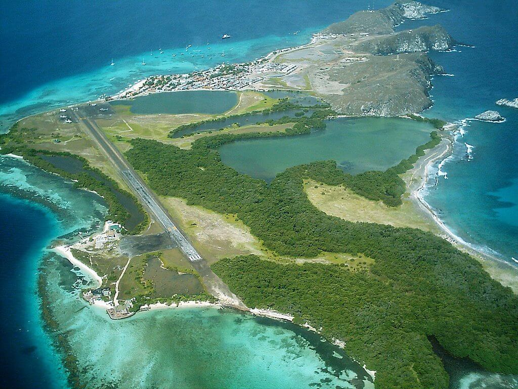 1024x768 Los Roques: Venezuela's Coral Crown