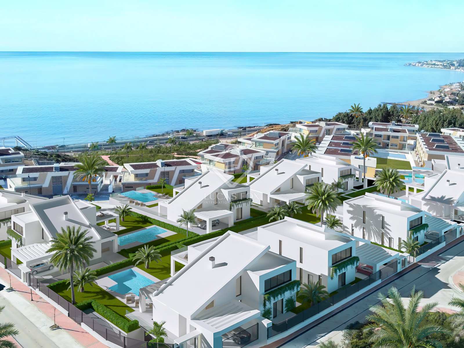 1600x1200 LOS ROQUES: New development in west