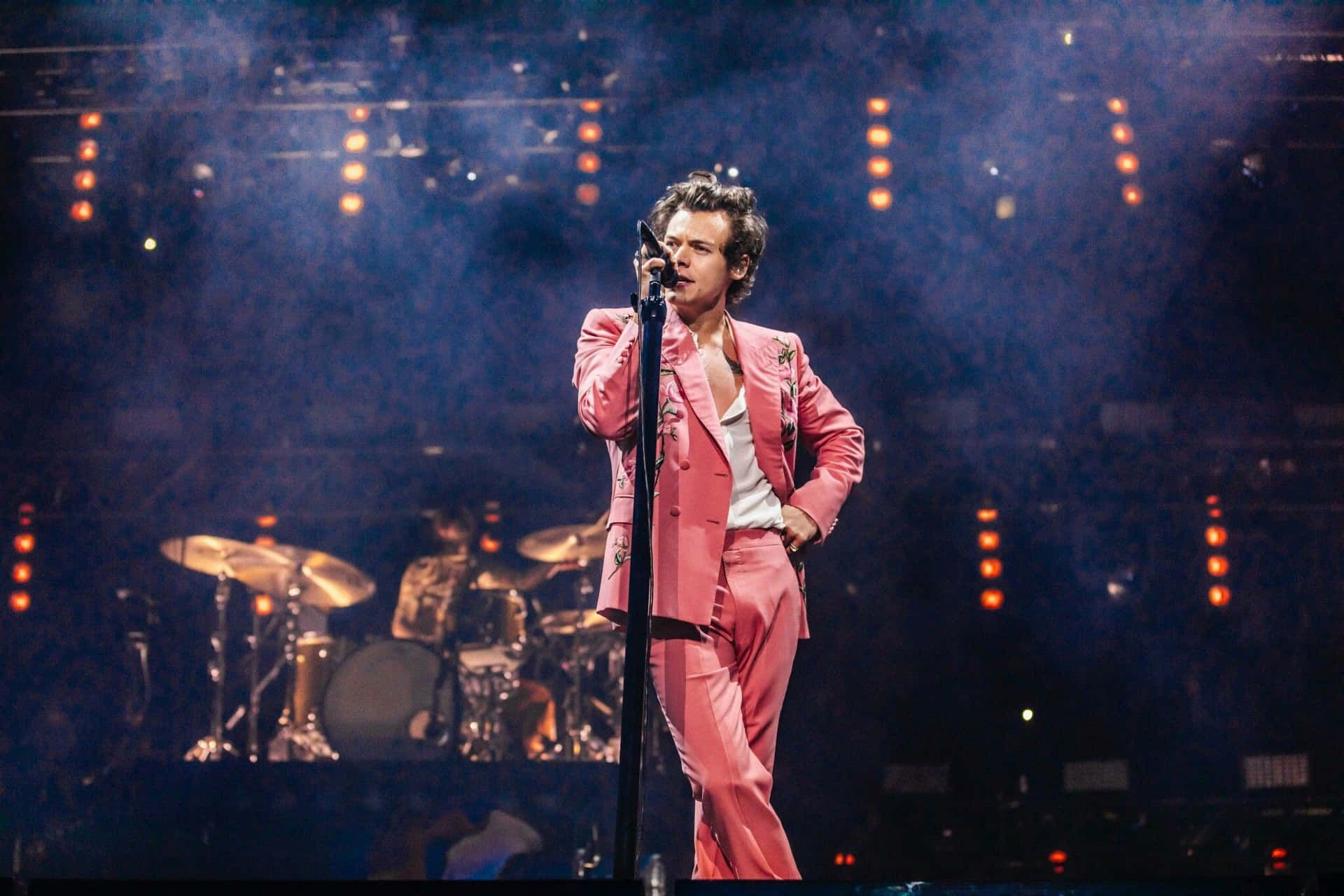 1920x1280 Download Harry Styles Laptop Pink