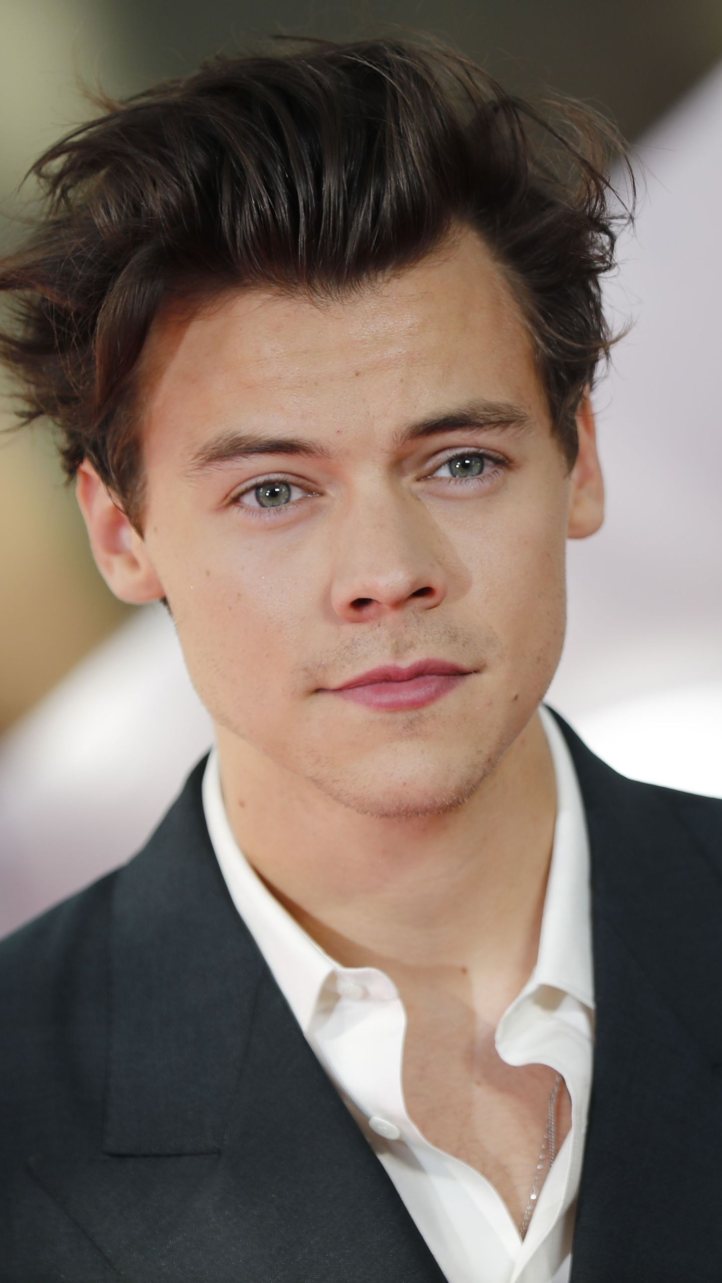 1440x2560 Download Harry Styles wallpaper