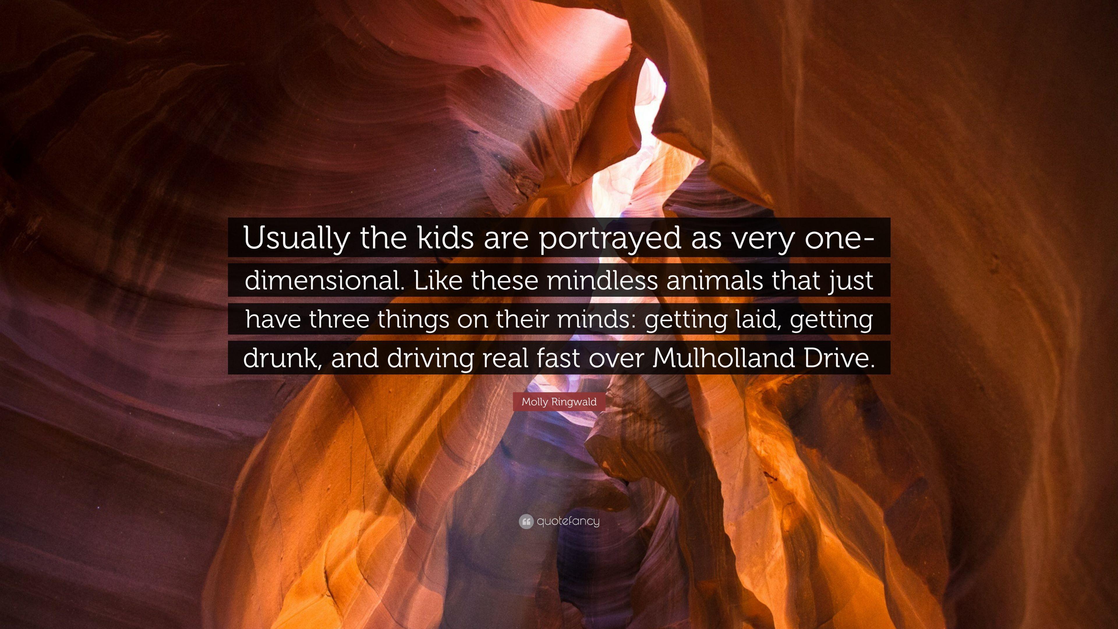 3840x2160 Molly Ringwald Quote: “Usually the kids are portrayed as