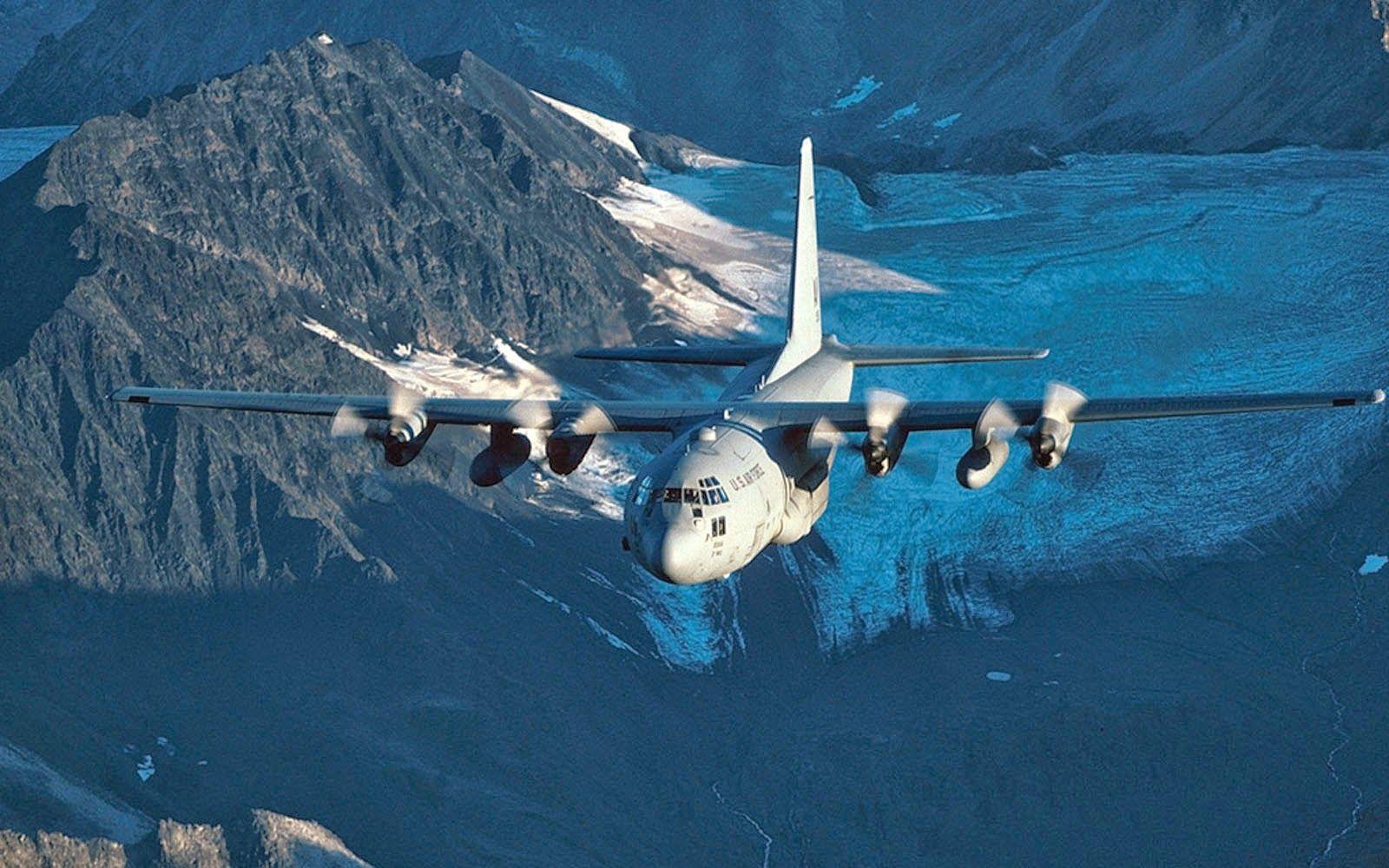 1600x1000 Cute Baby HD Wallpaper: Lockheed C 130 Hercules Wallpaper