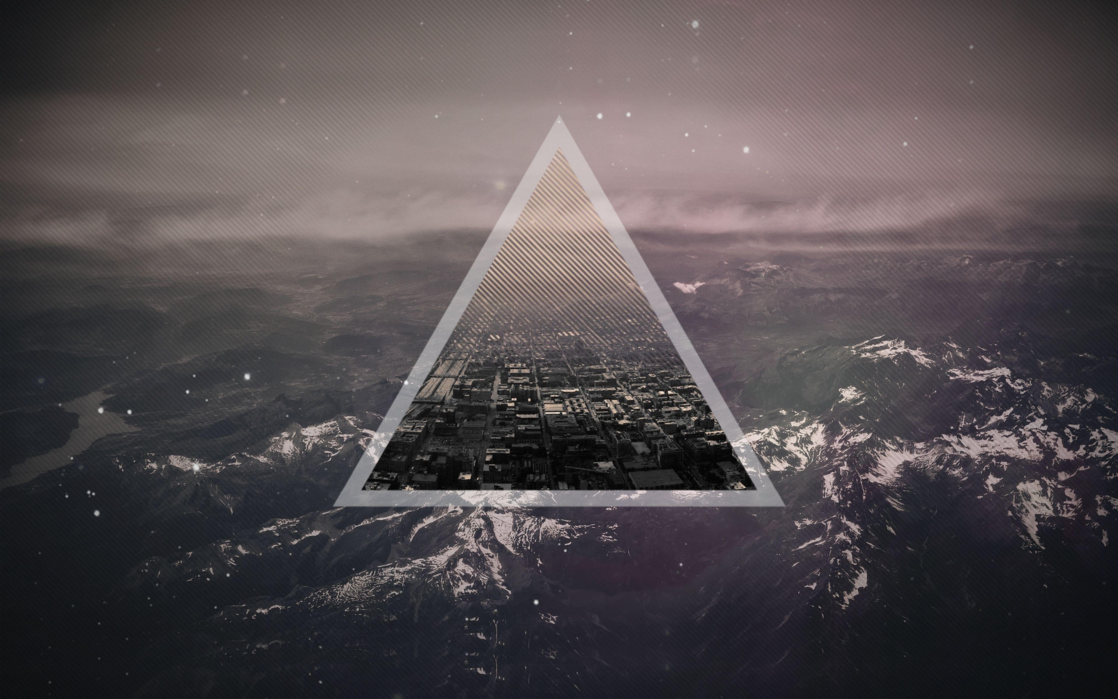 3840x2400 Bermuda Triangle Wallpaper