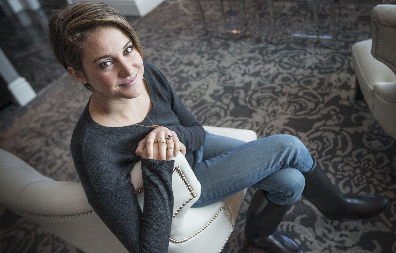 1332x850 Wallpaper newspaper, photohoot, Shailene Woodley, Toronto