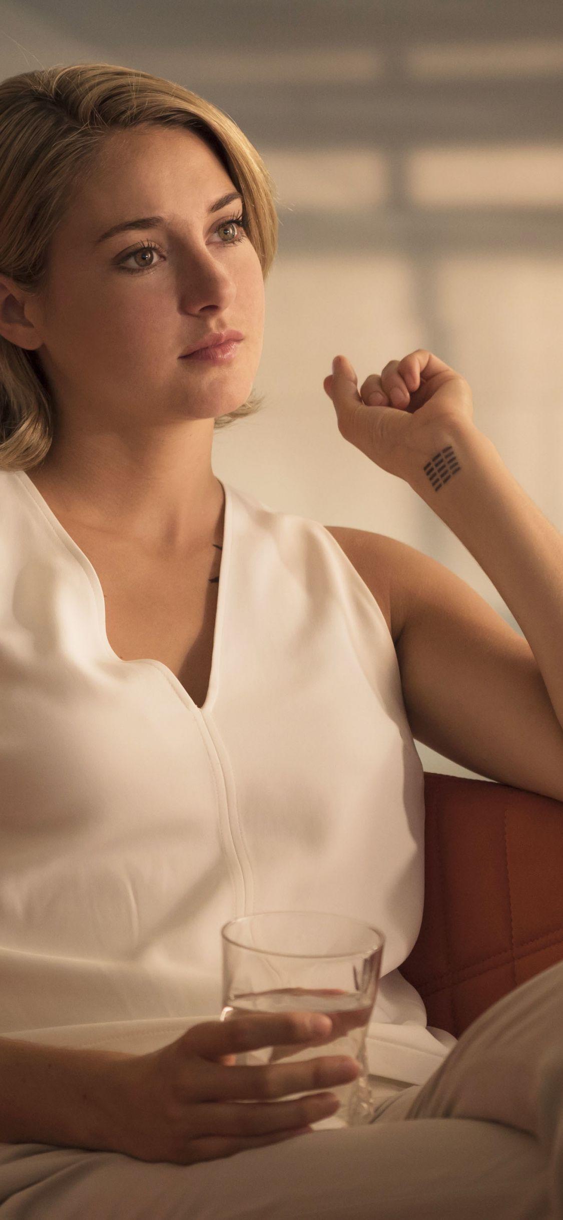 1125x2436 Download 1125x2436 wallpaper shailene woodley, actress