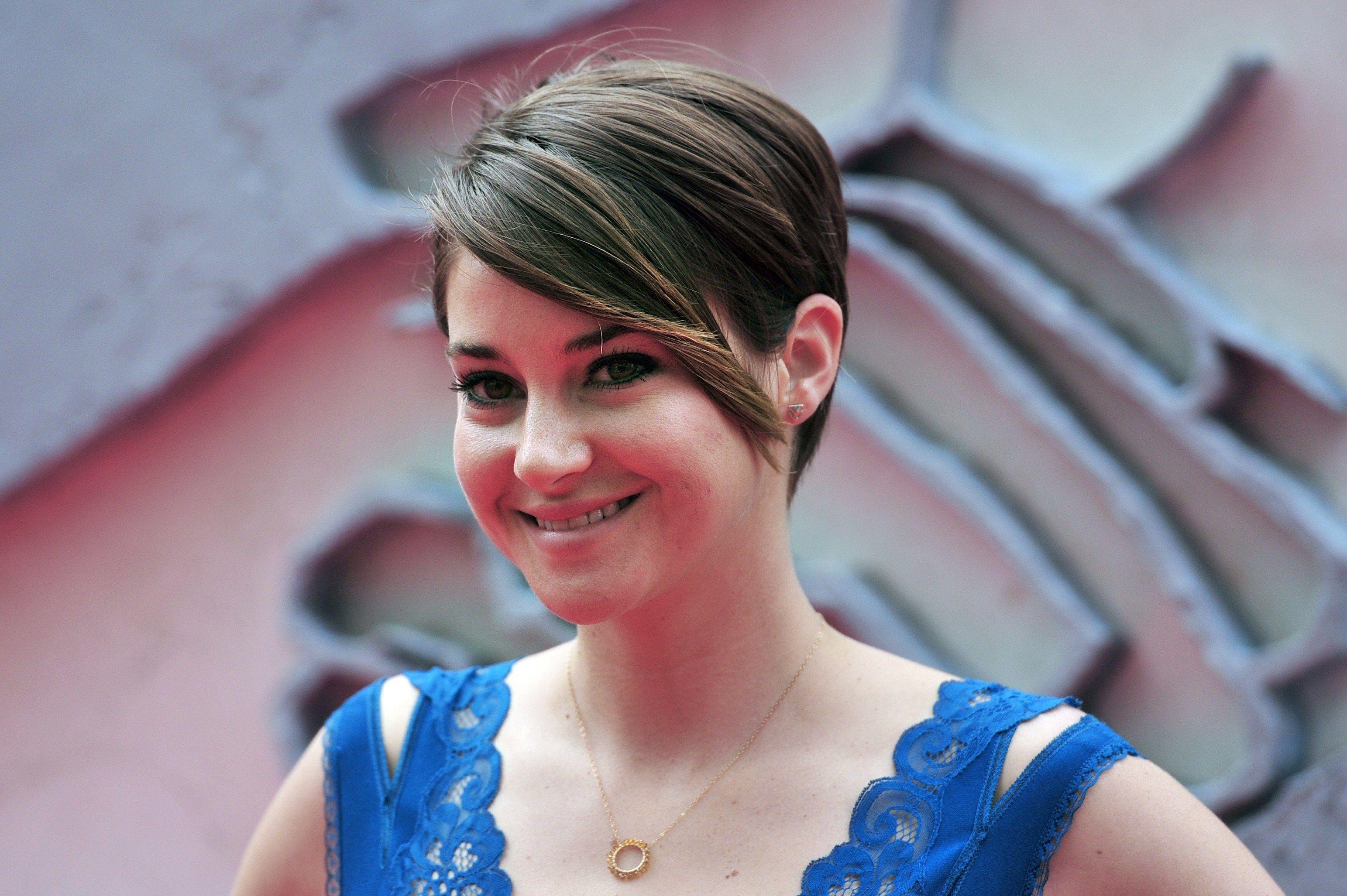 3086x2054 Shailene Woodley Smile Wide Wallpaper 63134 3086x2054px