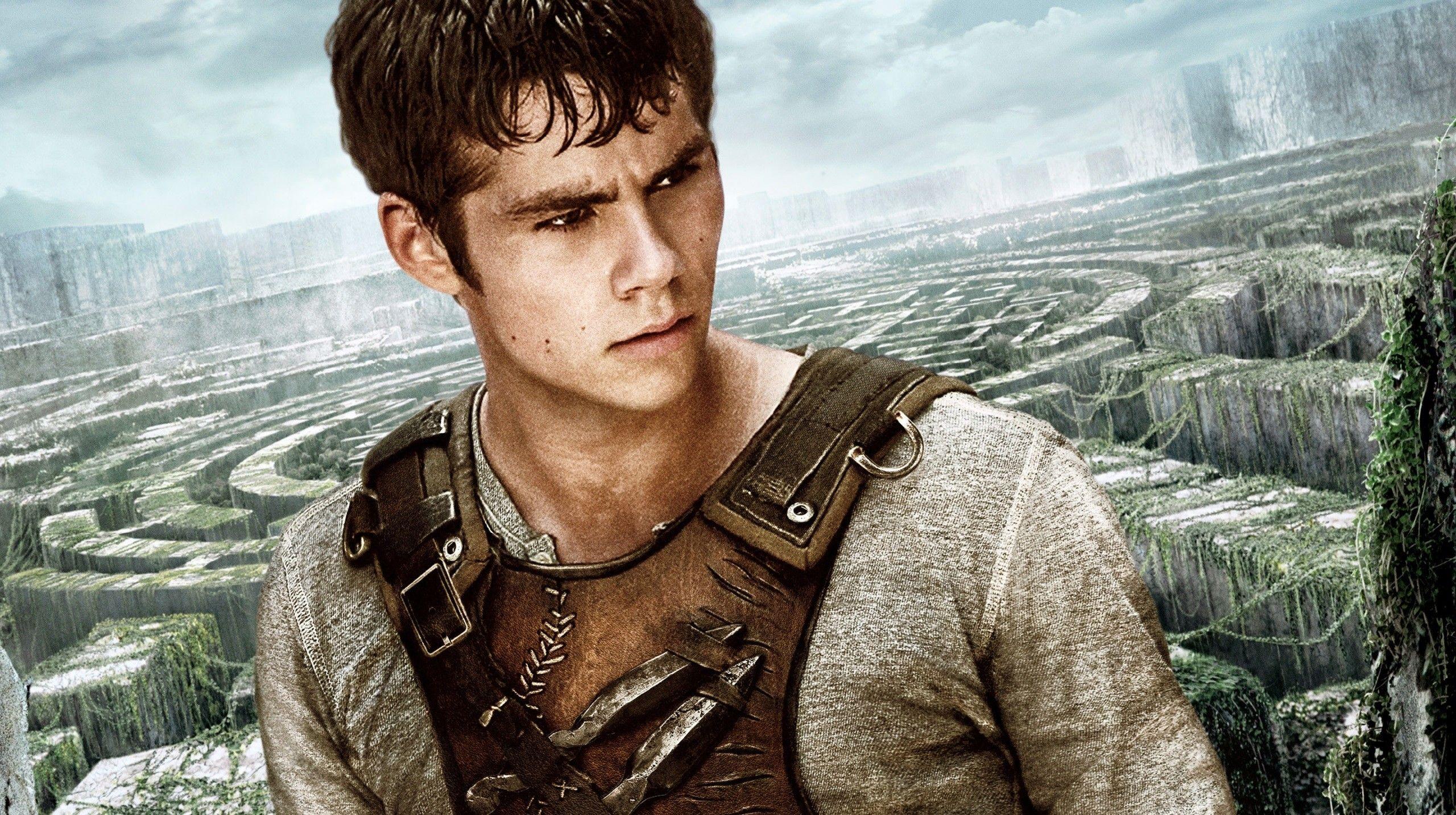 2560x1432 Dylan Obrien Wallpaper