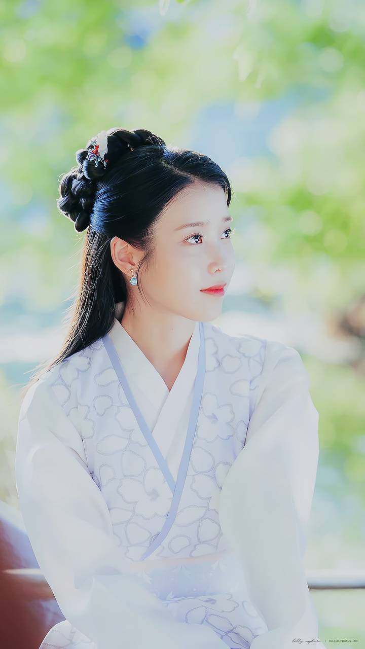 720x1280 IU 68 Moon Lovers Wallpaper
