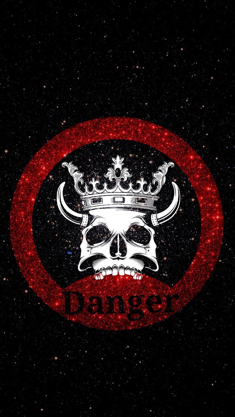 800x1420 Download wallpaper 800x1420 skull, crown, danger