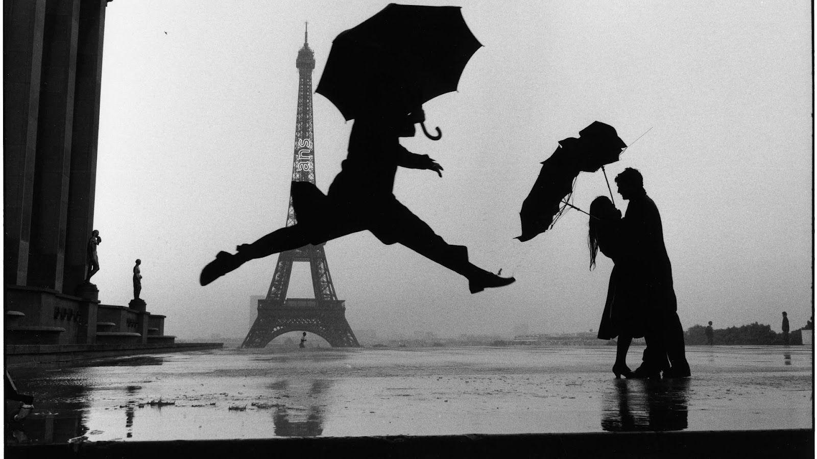 1600x900 Black and White Paris Wallpaper