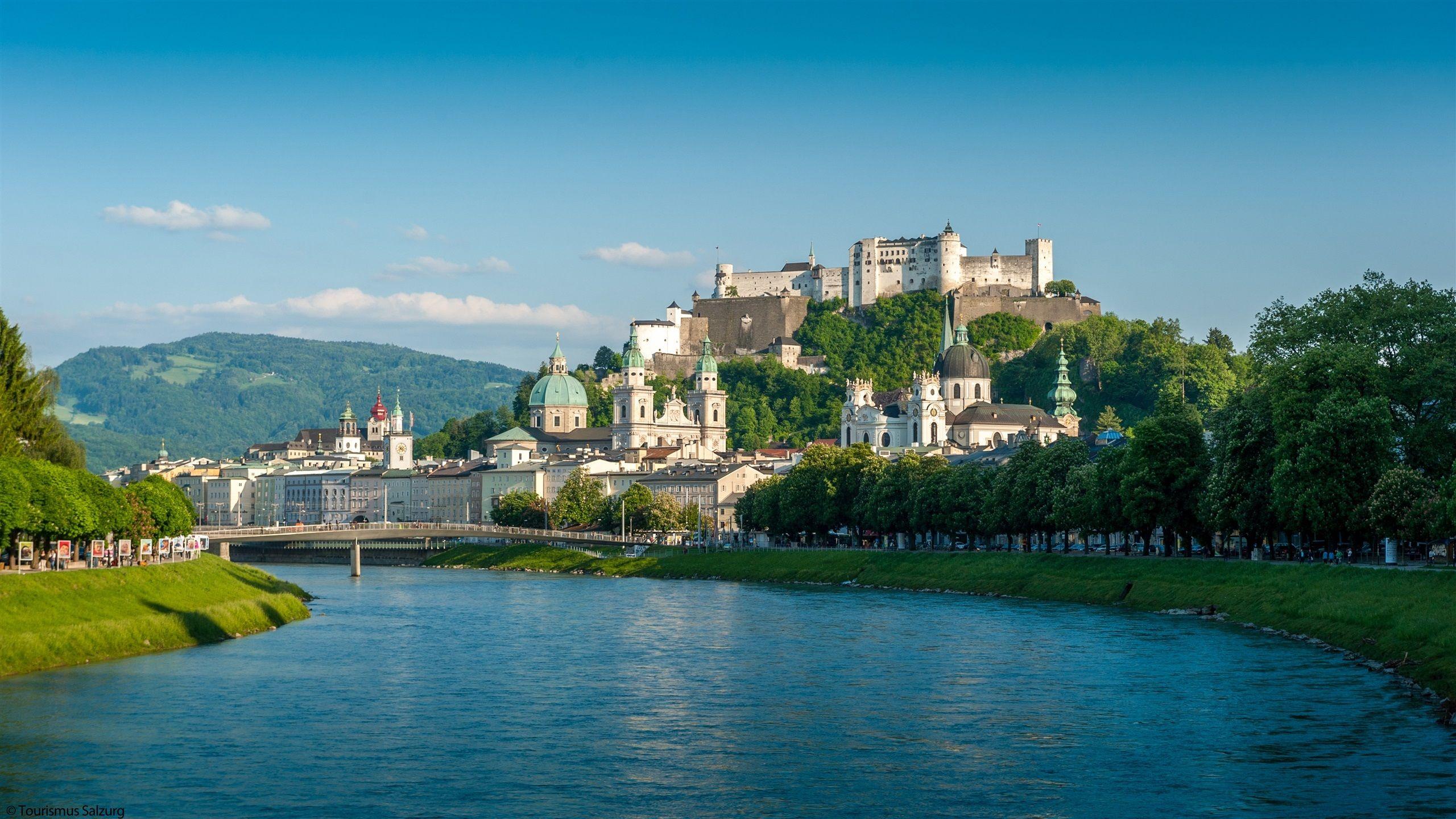 2560x1440 Wallpaper Salzburg, Austria, river, bridge, houses