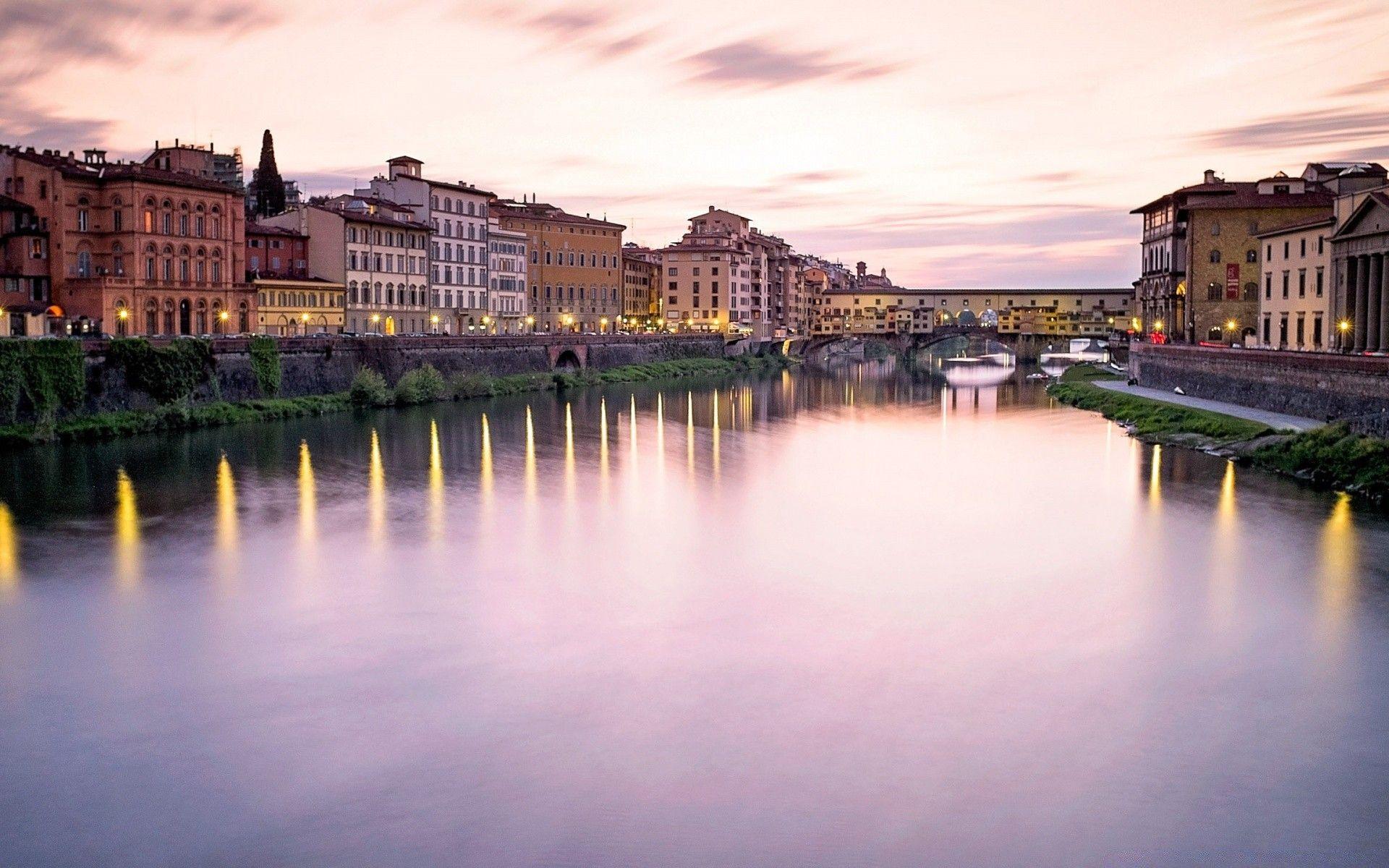 1920x1200 Ponte Vecchio at sunset, Florence