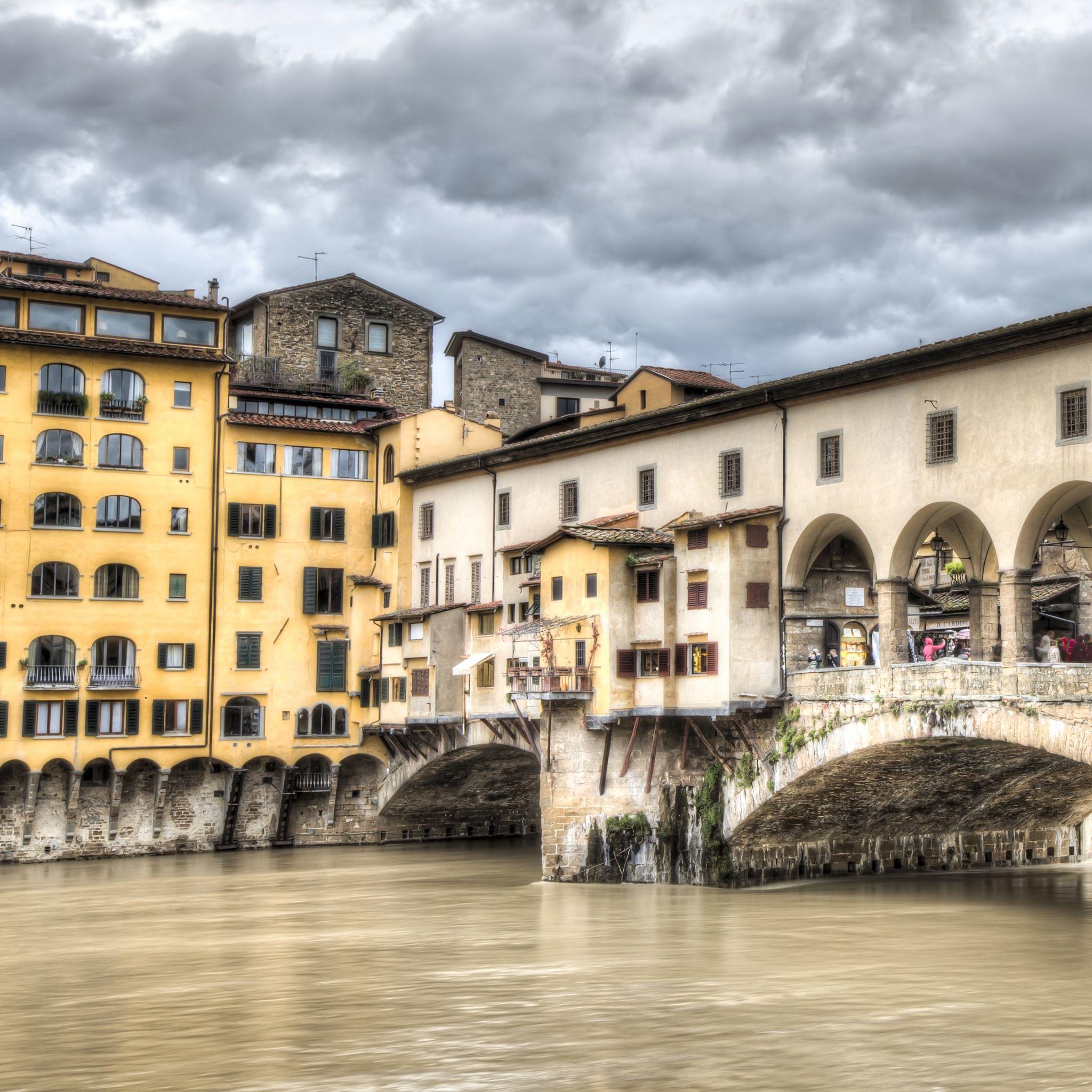 2048x2048 The Ponte Vecchio Florence iPad Air Wallpaper Free Download