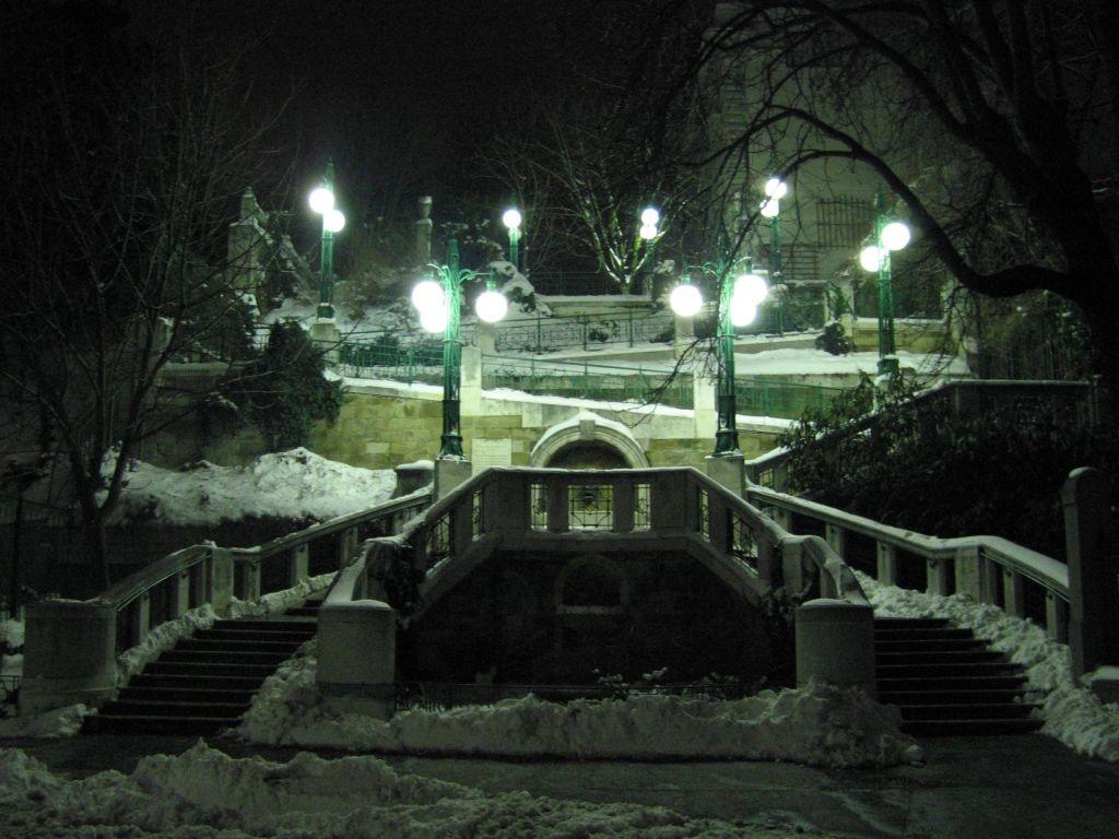 1024x768 Winter park in Vienna, Austria Desktop wallpaper 1024x768
