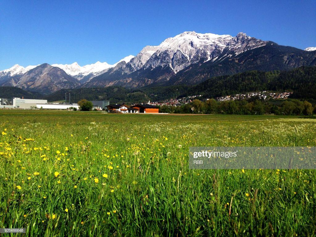 1024x768 Snow Cladded Mountains Of Innsbruck Austria High Res Stock
