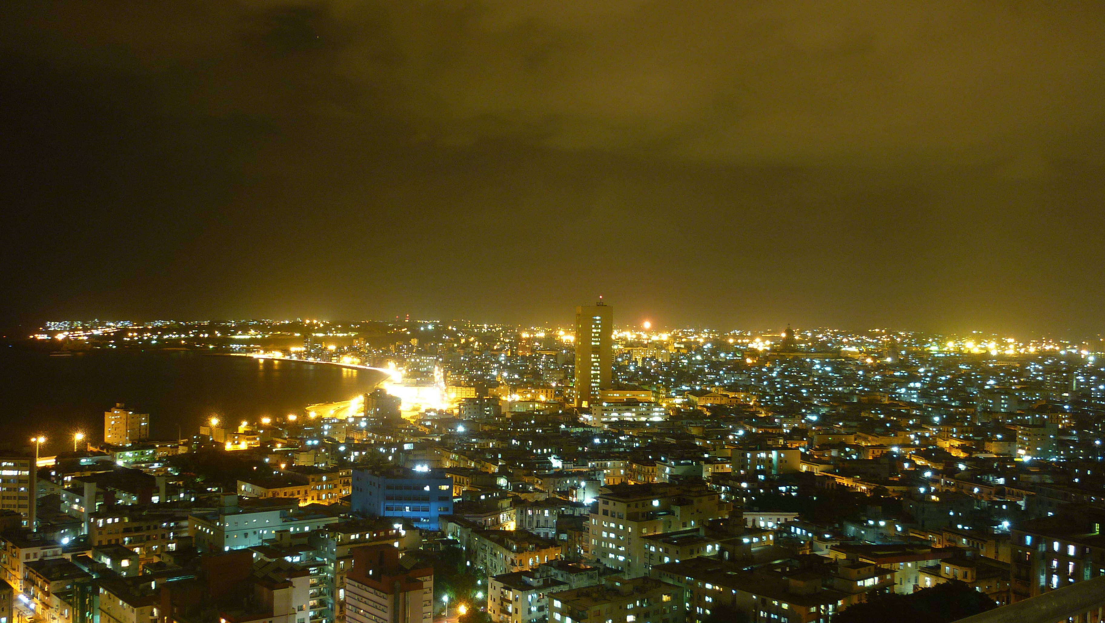 3648x2056 La Habana Wallpaper HD 1080p