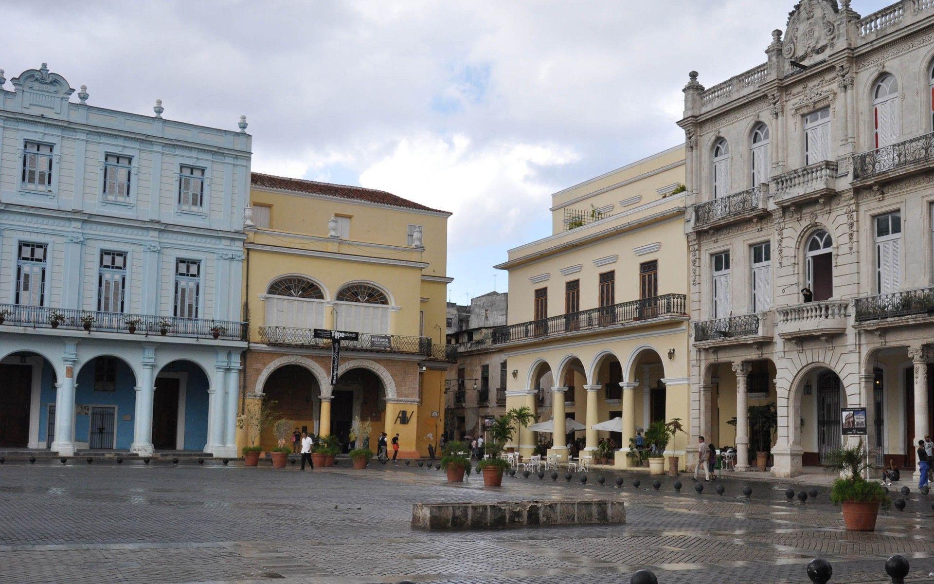 1920x1200 Habana Plaza Vieja Habana Cuba HD Widescreen Wallpaper