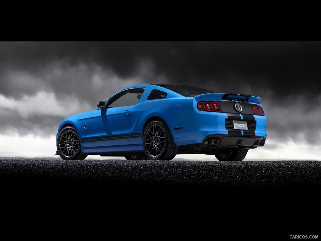 1024x768 Blue Ford Mustang Shelby Wallpaper