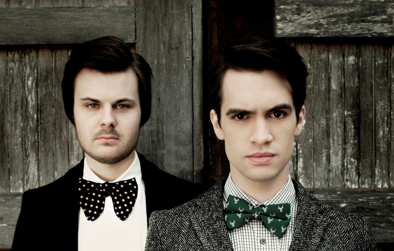 1332x850 Wallpaper Brendon Urie, Spencer Smith, Panic! At the Disco
