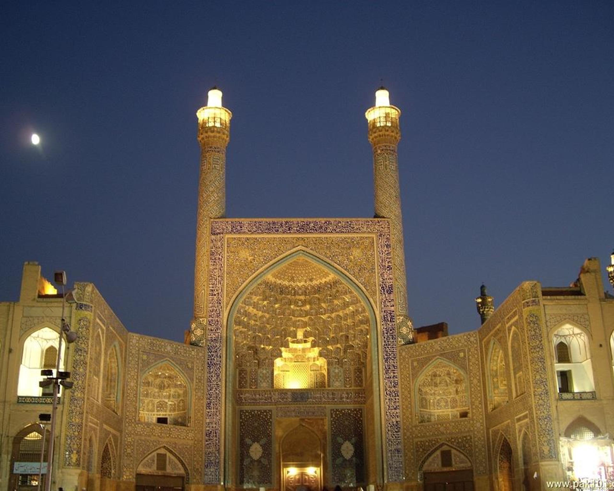 Мусульманский часть. Джума-мечеть (Герат). Мечети Ирана Isfahan. Джума мечеть арабский халифат. Ночной Исфахан мечеть.