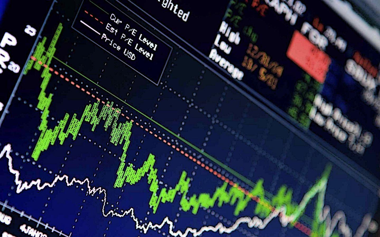 1440x900 Weekend Economic Glance, Nov. 8 15