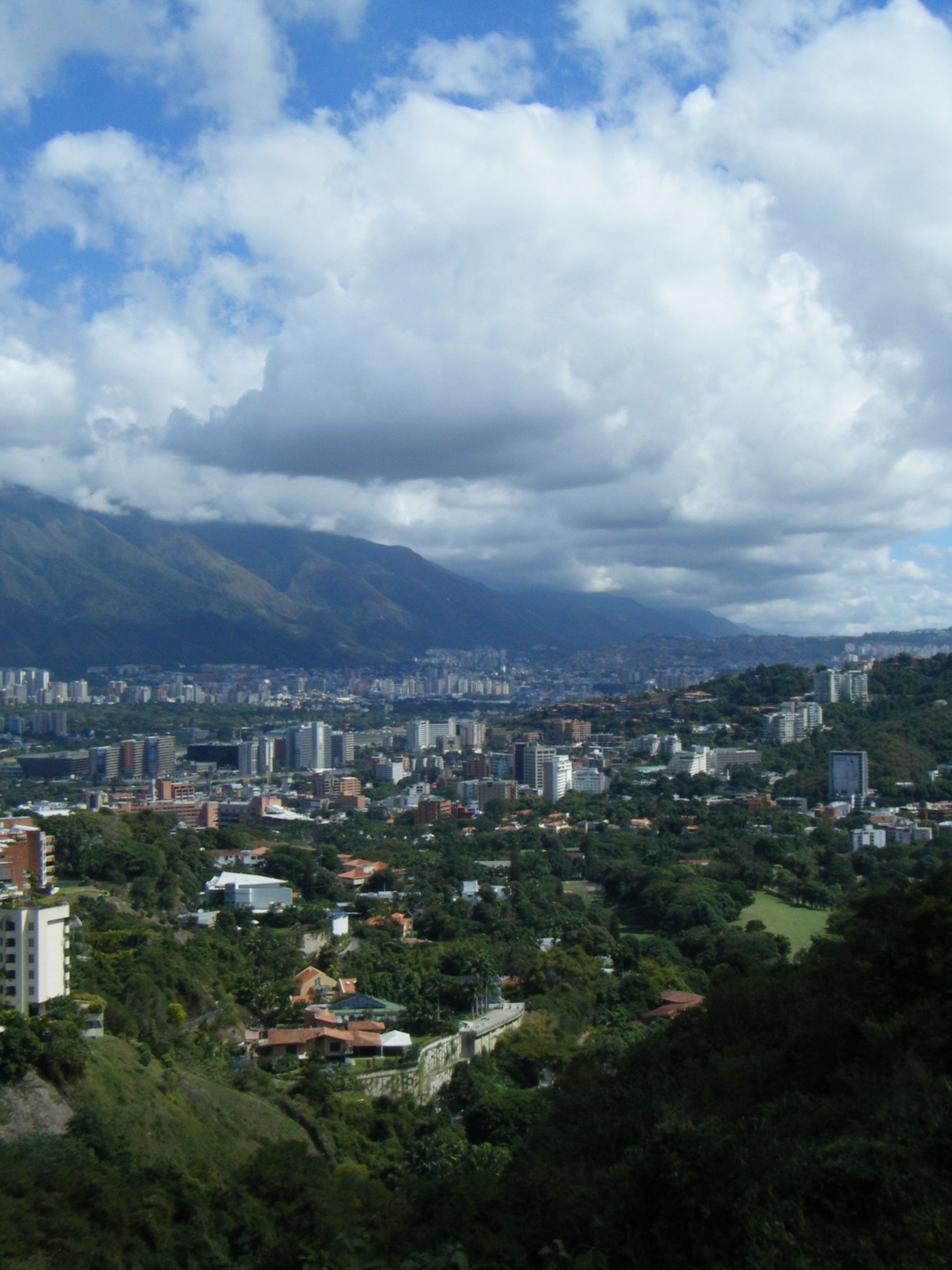 2048x2732 Caracas Wallpaper 27 image