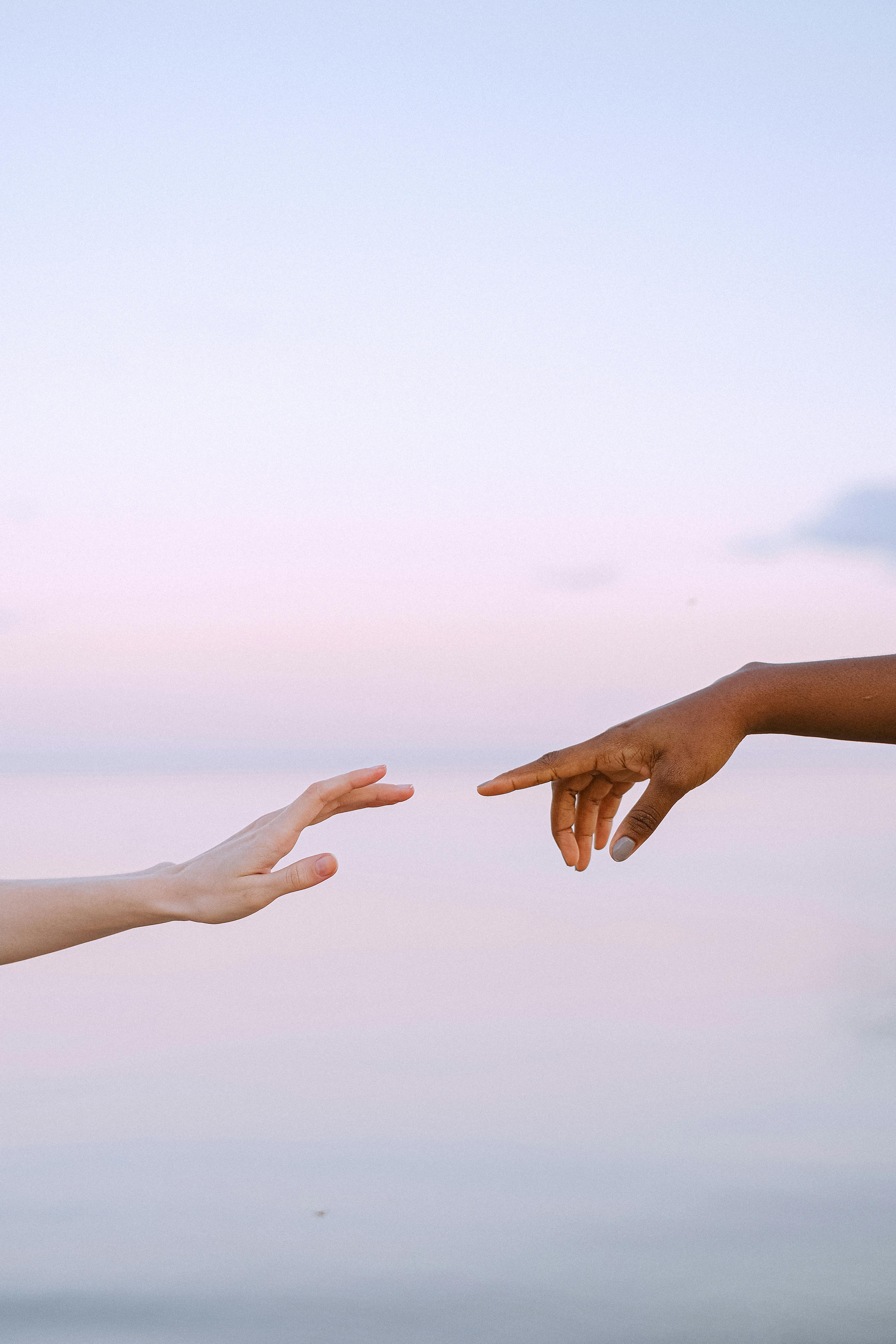 4160x6240 Hands · Free