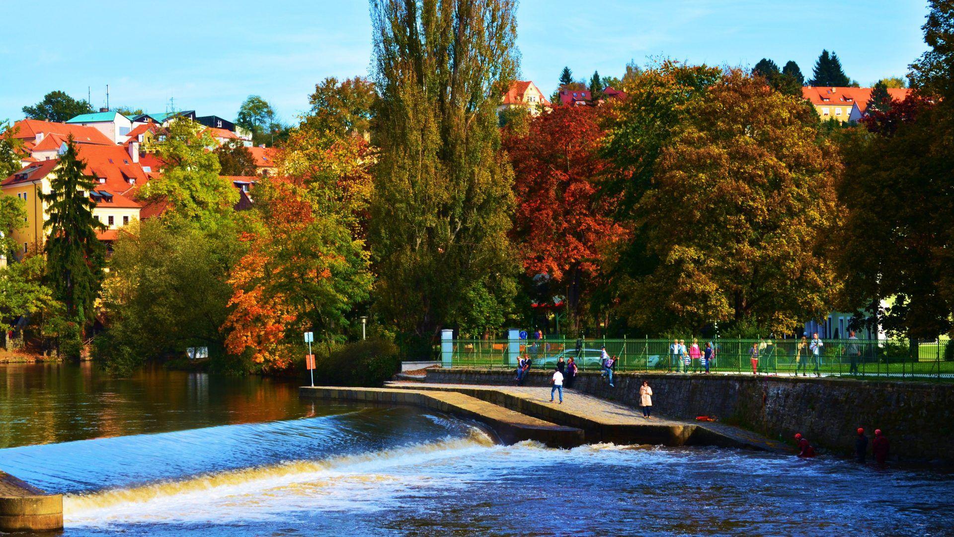 1920x1080 Republic Tag wallpaper: Cesky Krumlov Czech Republic Autumn