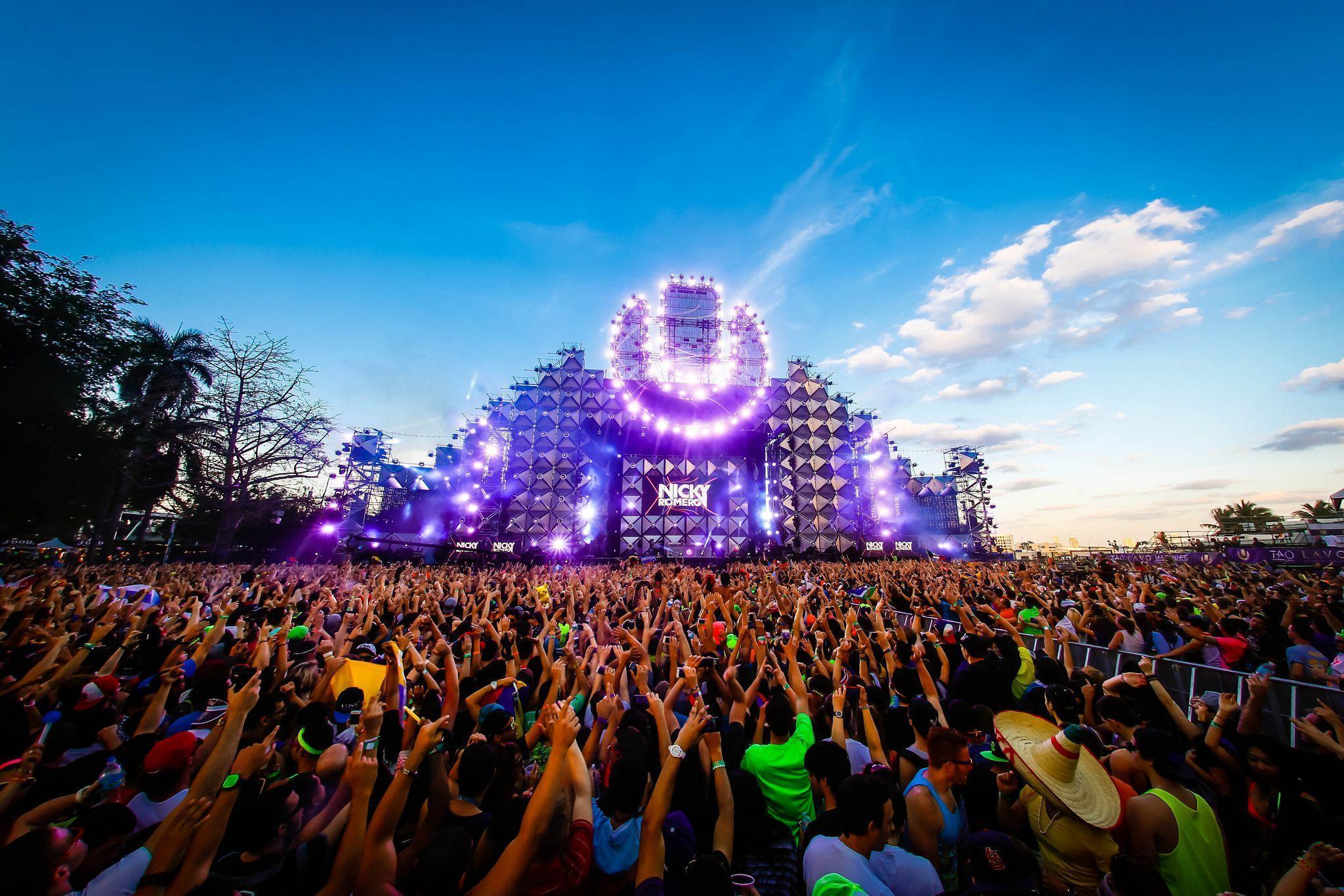 EDM Festival Wallpapers Top Free EDM Festival Backgrounds 