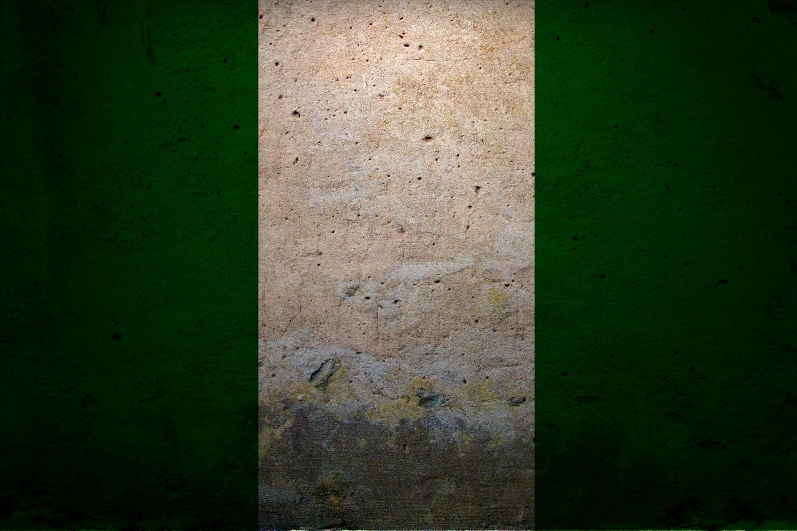 Nigeria Flag Wallpaper  Grungy Splatter by GaryckArntzen on DeviantArt