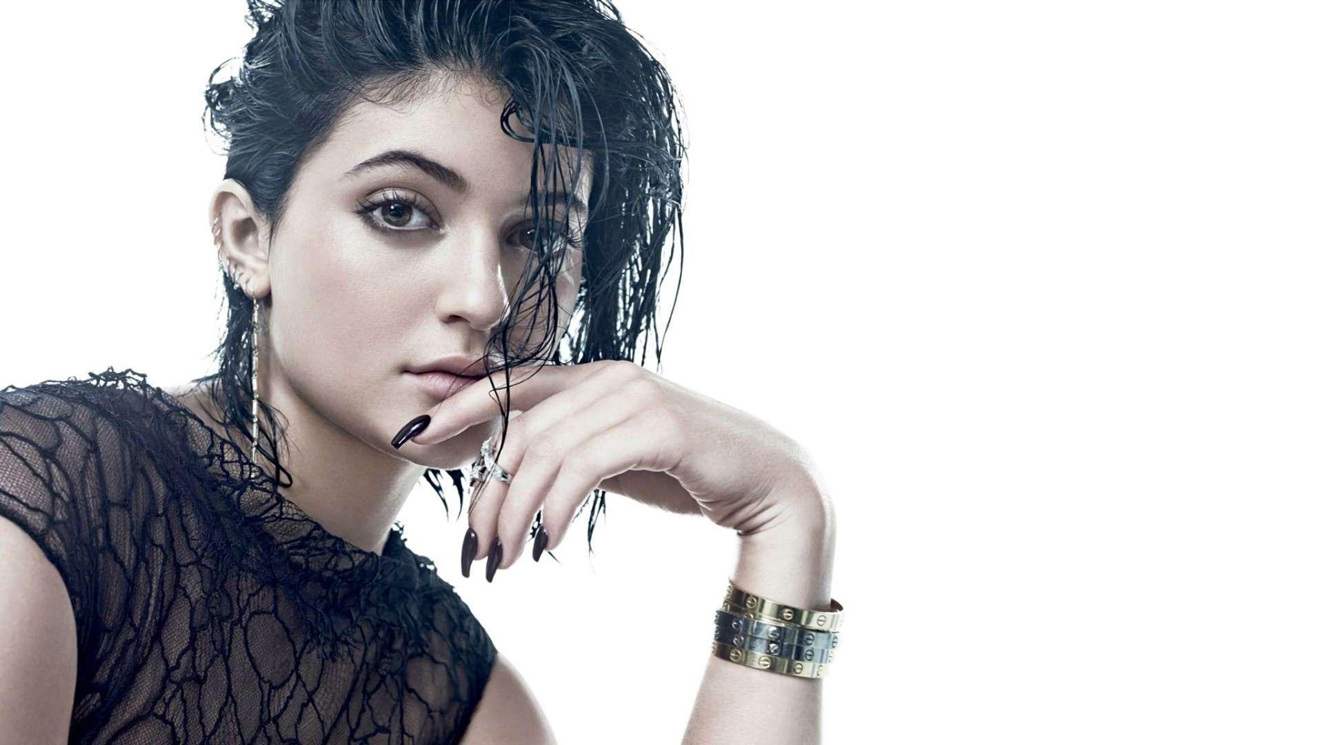 1920x1080 Kylie Jenner HD Wallpaper. Background Imagex1080