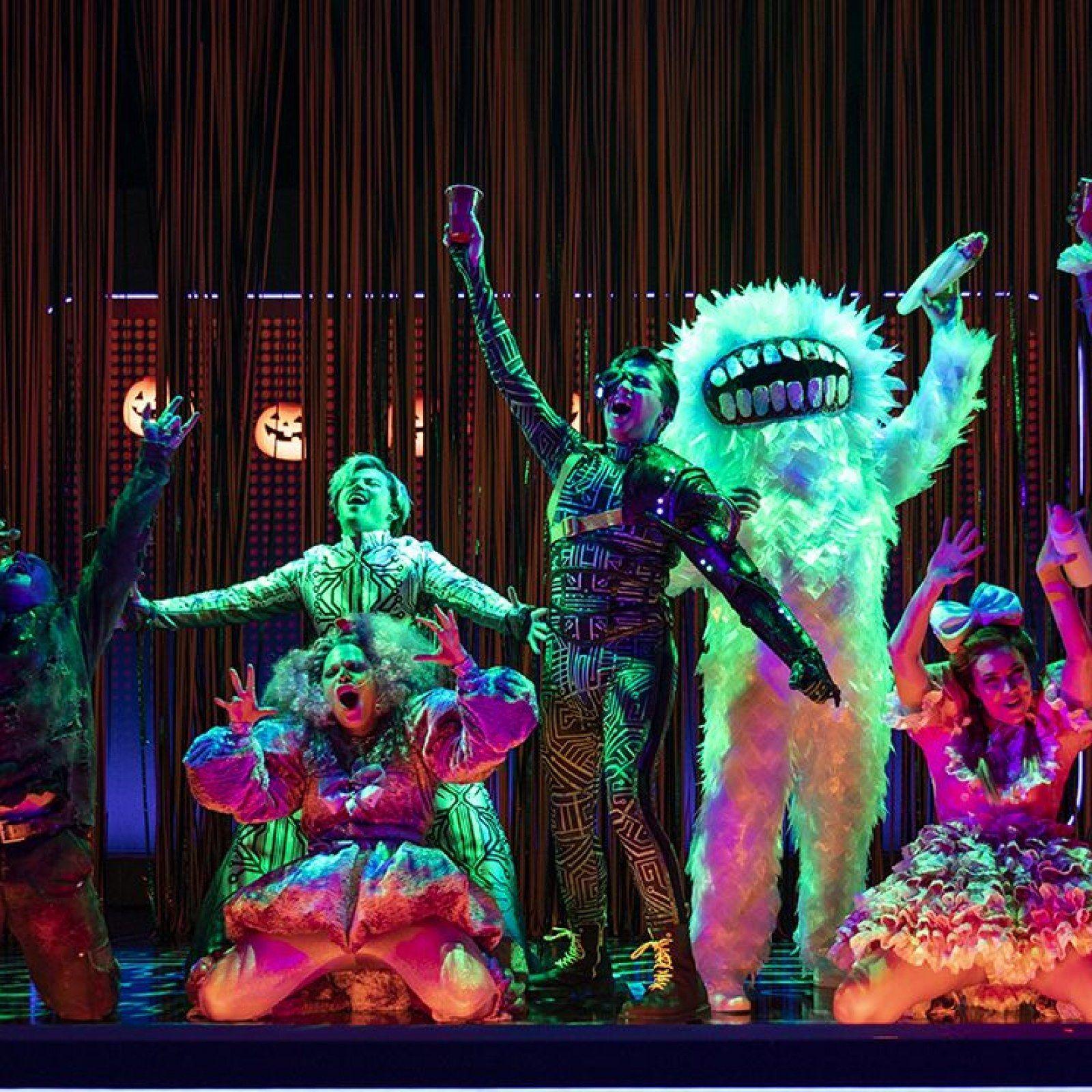 1600x1600 How Teenagers Powered Broadway's Latest Hit Musical: 'Be