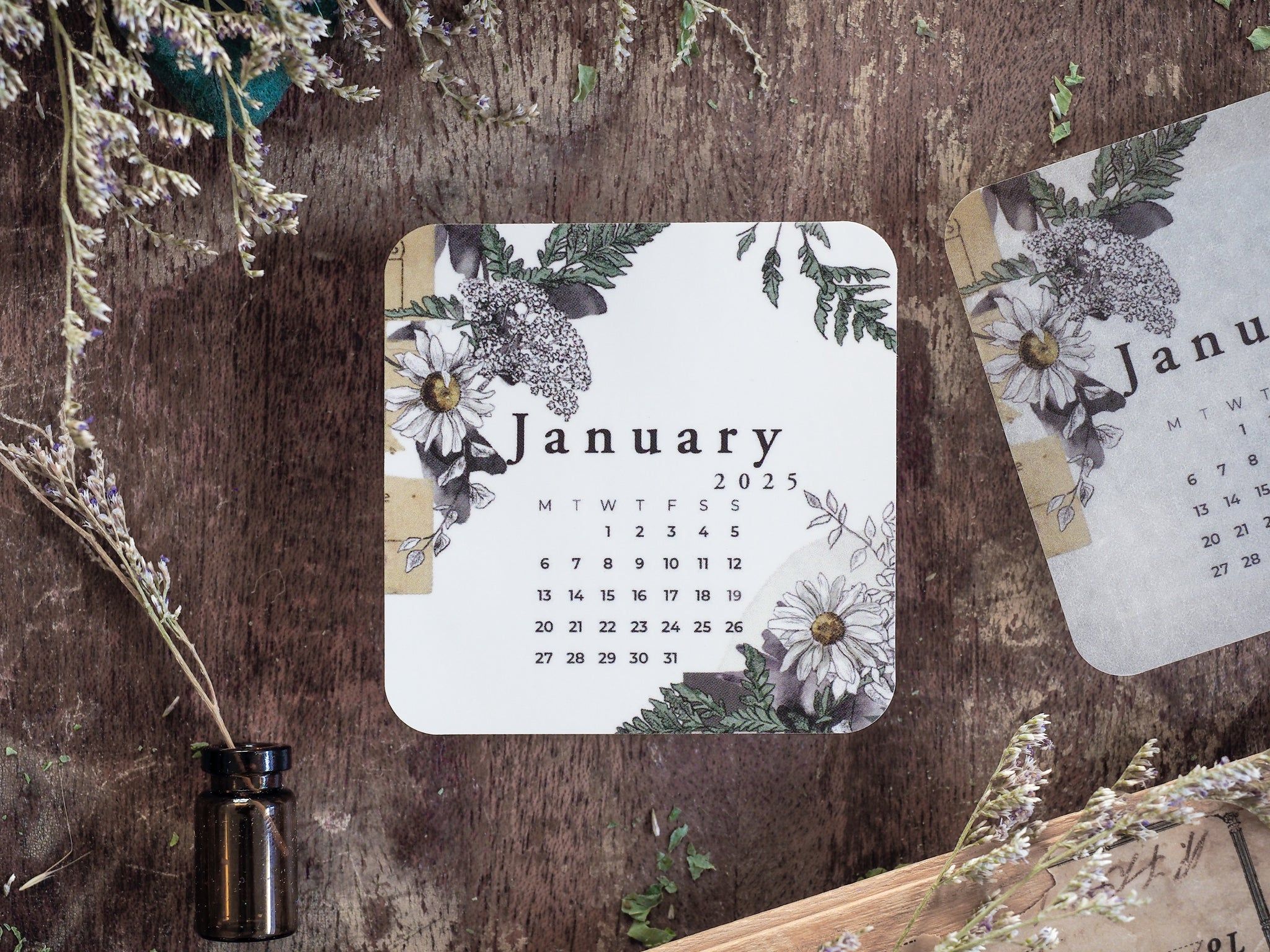 2048x1536 Monthly Calendar 2025